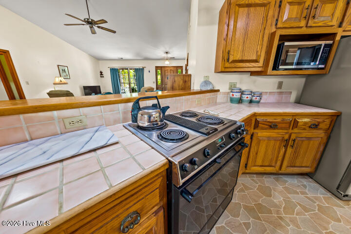 519 Country Club Drive W,Arapahoe