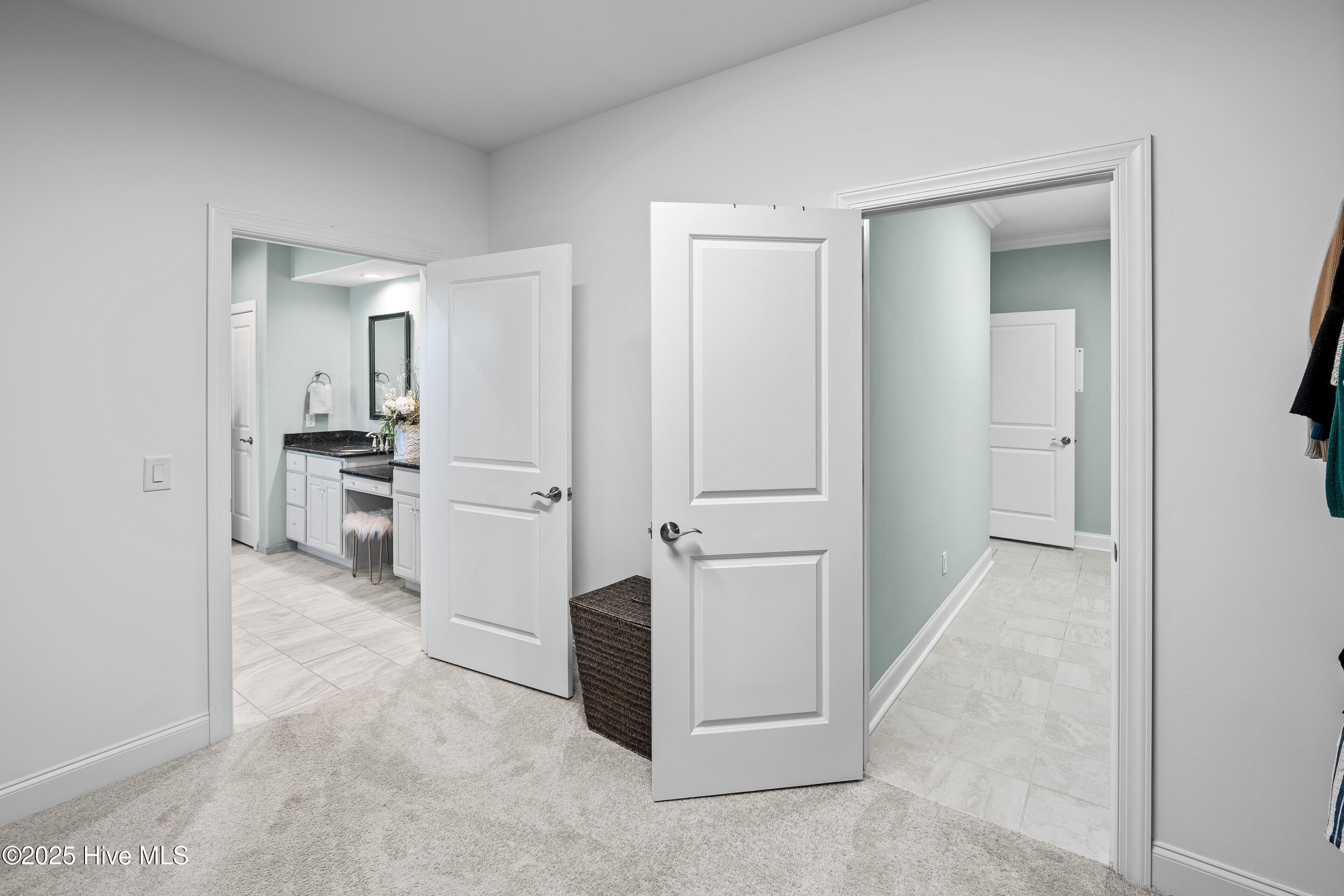 100541746 | Photo 37