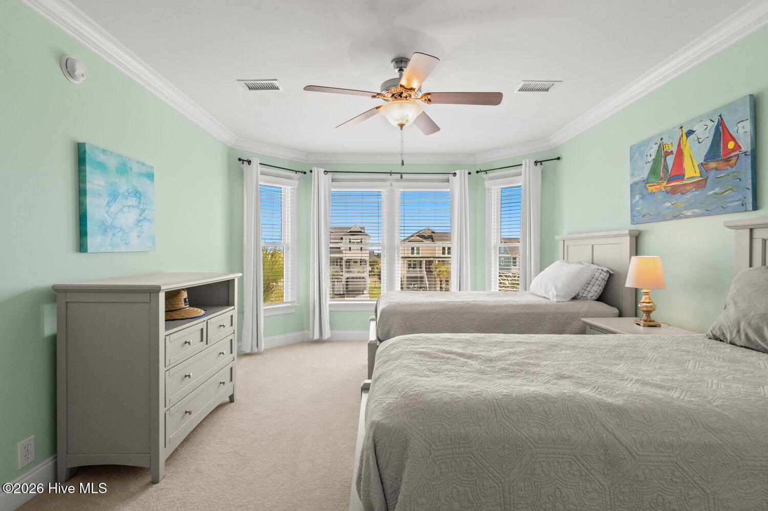 100566570 | Photo 50