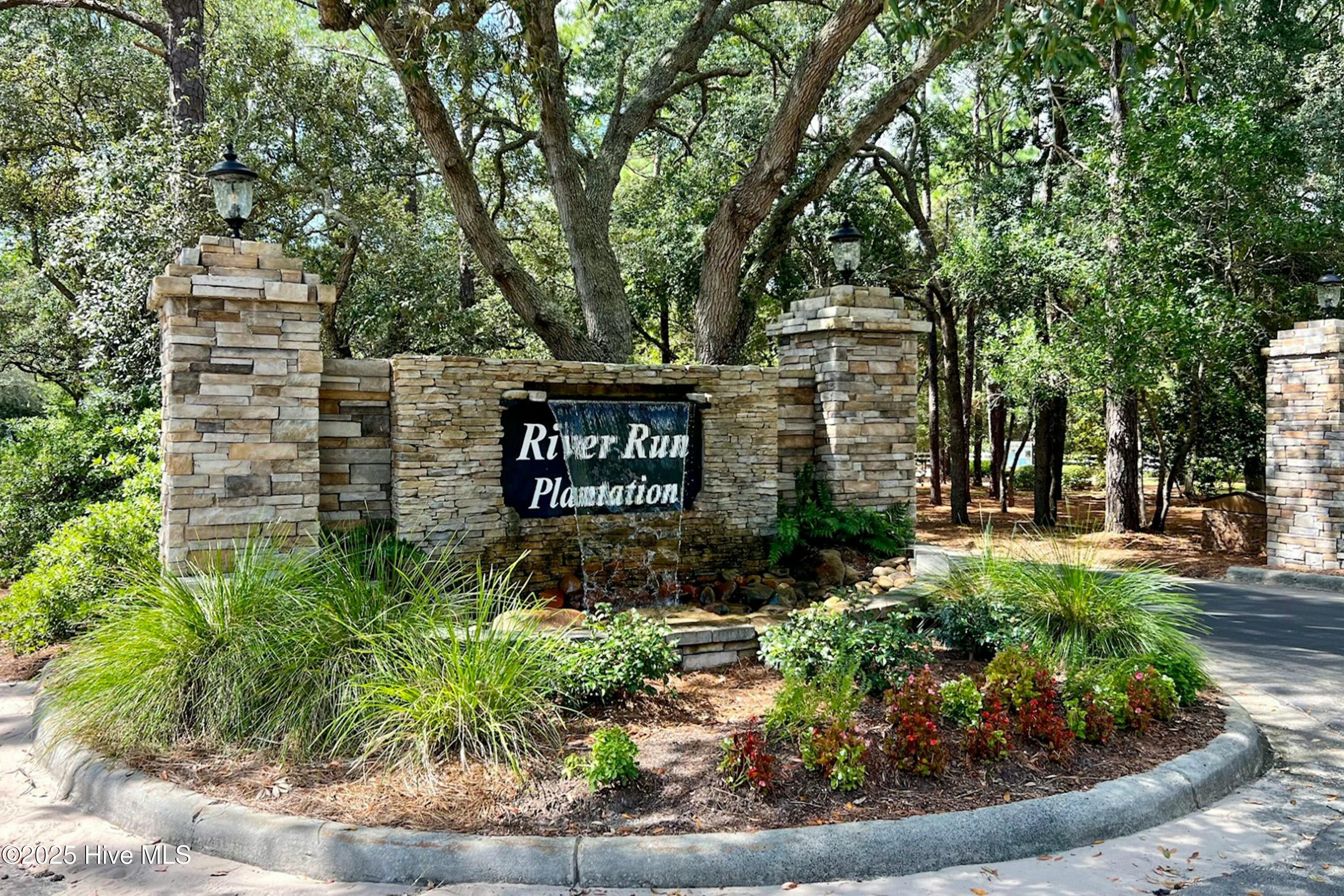 100548602 | Photo 14