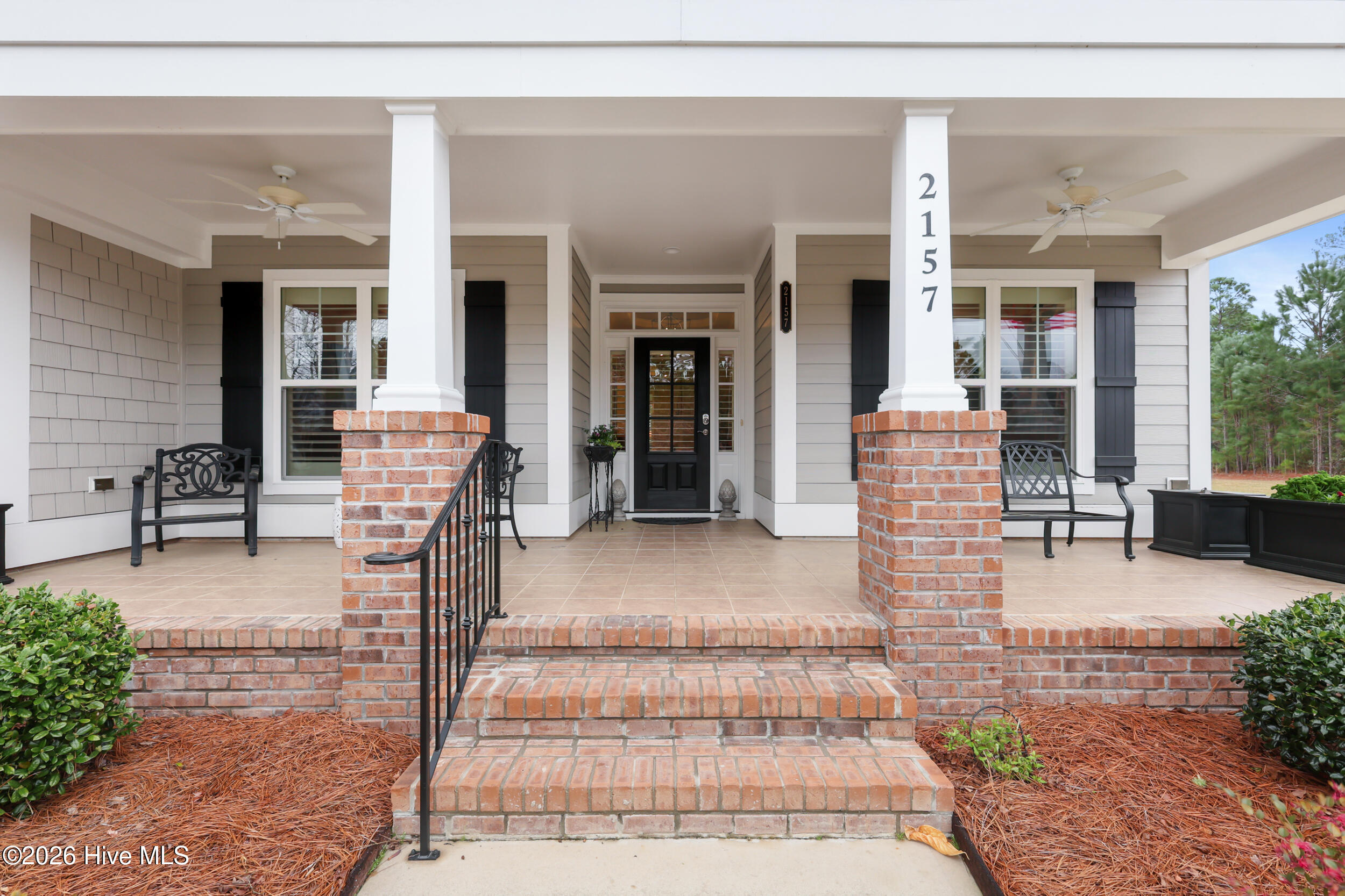 100561173 | Photo 12