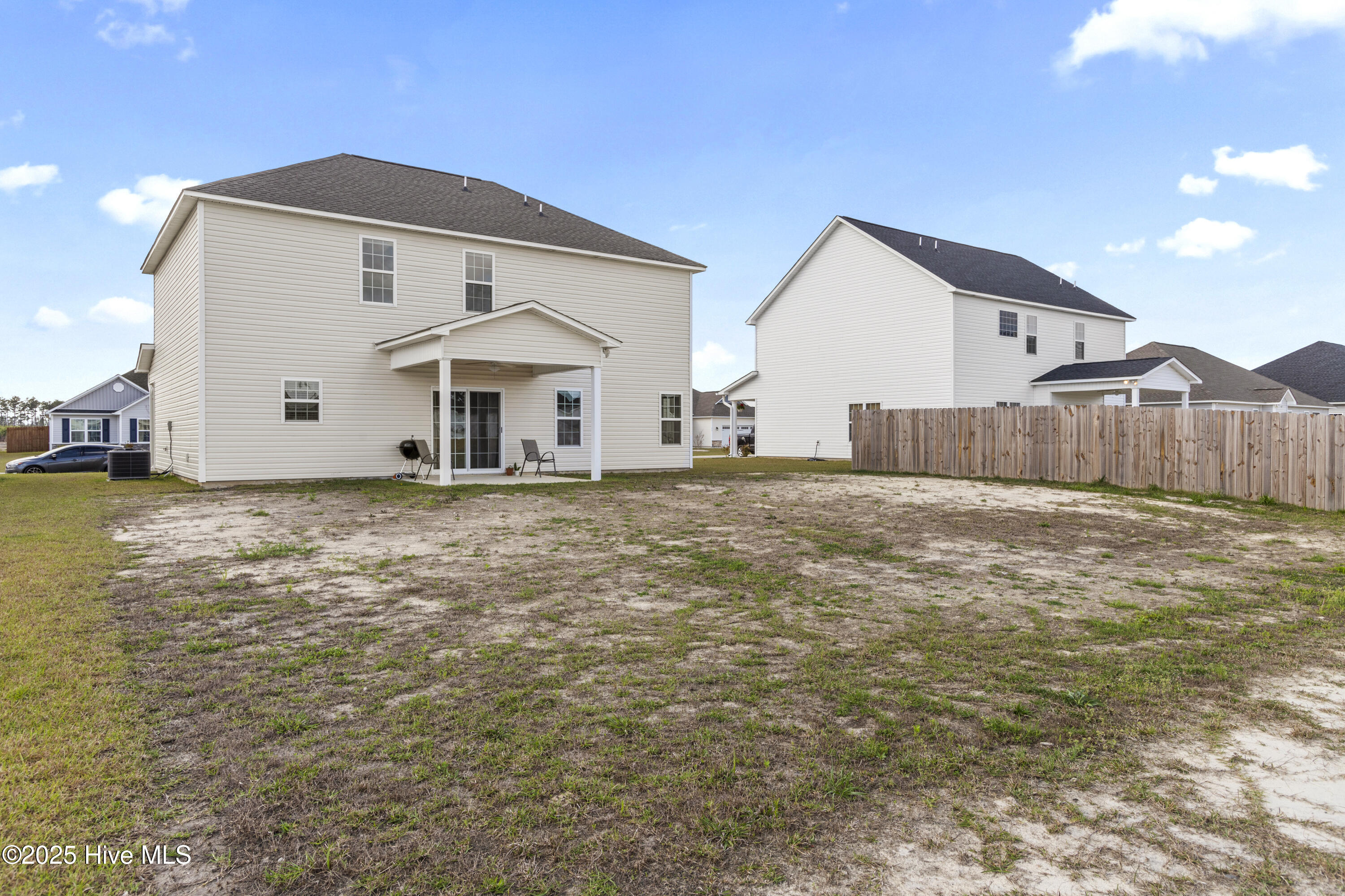 100504313 | Photo 29