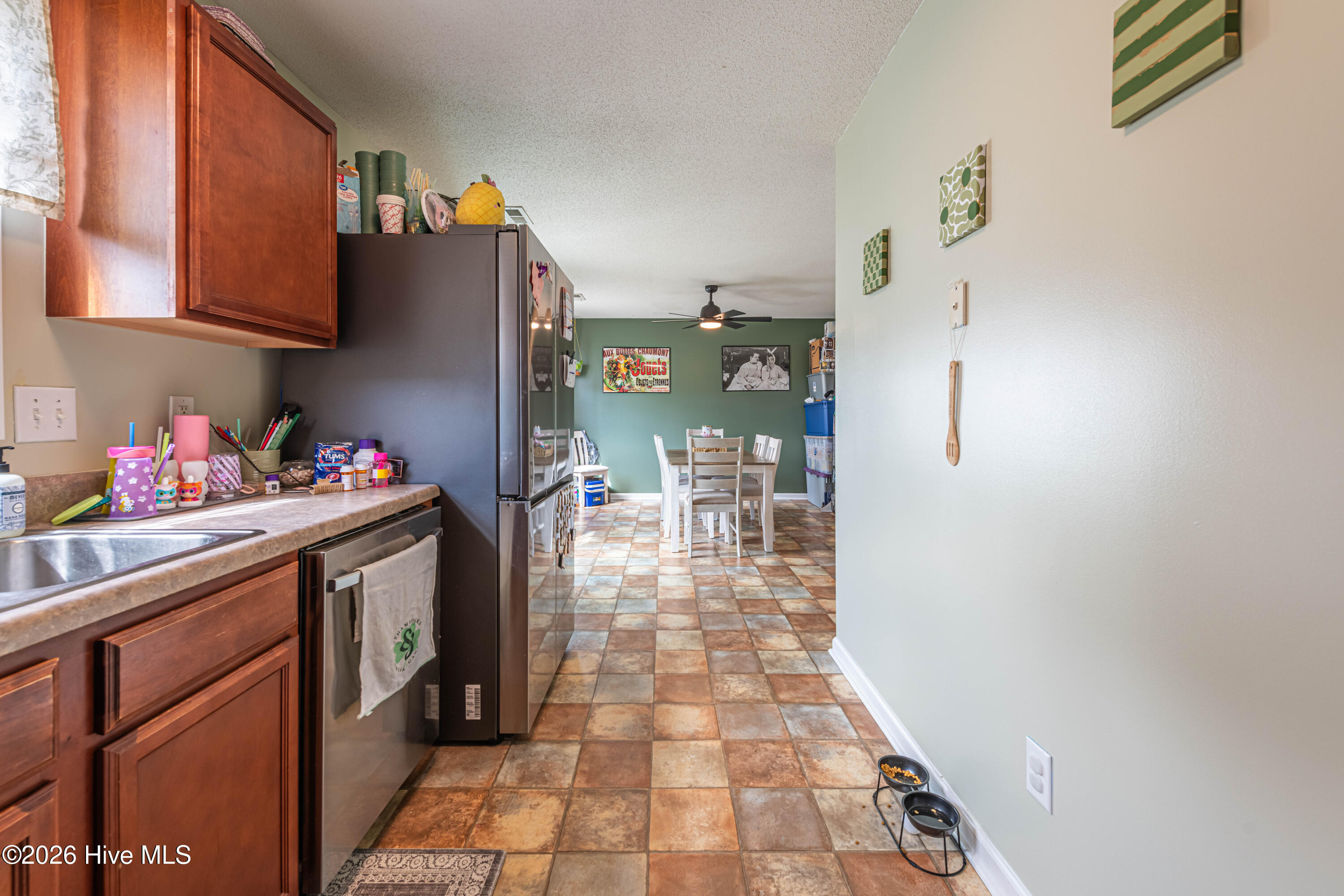 100558731 | Photo 13