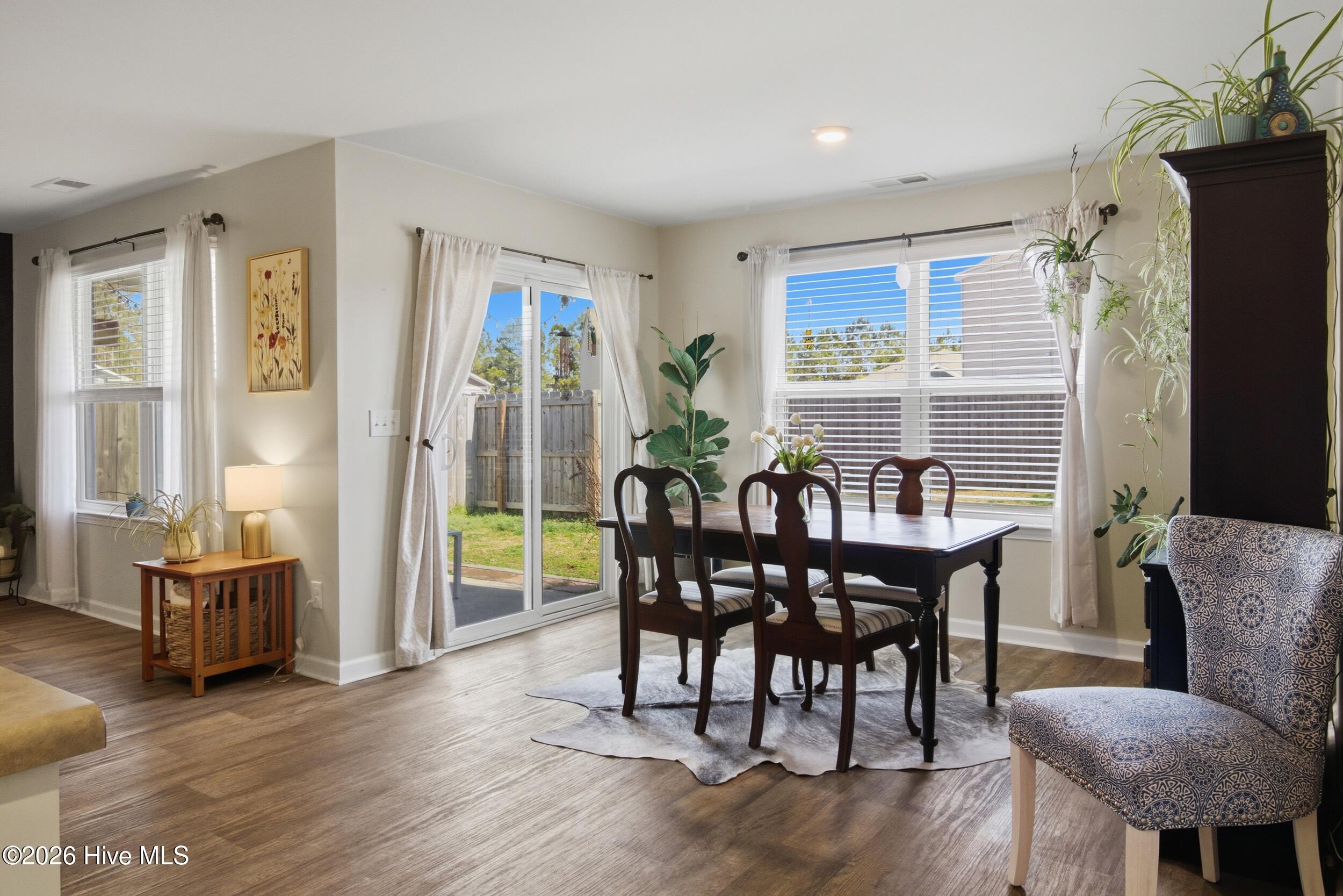 100556501 | Photo 12