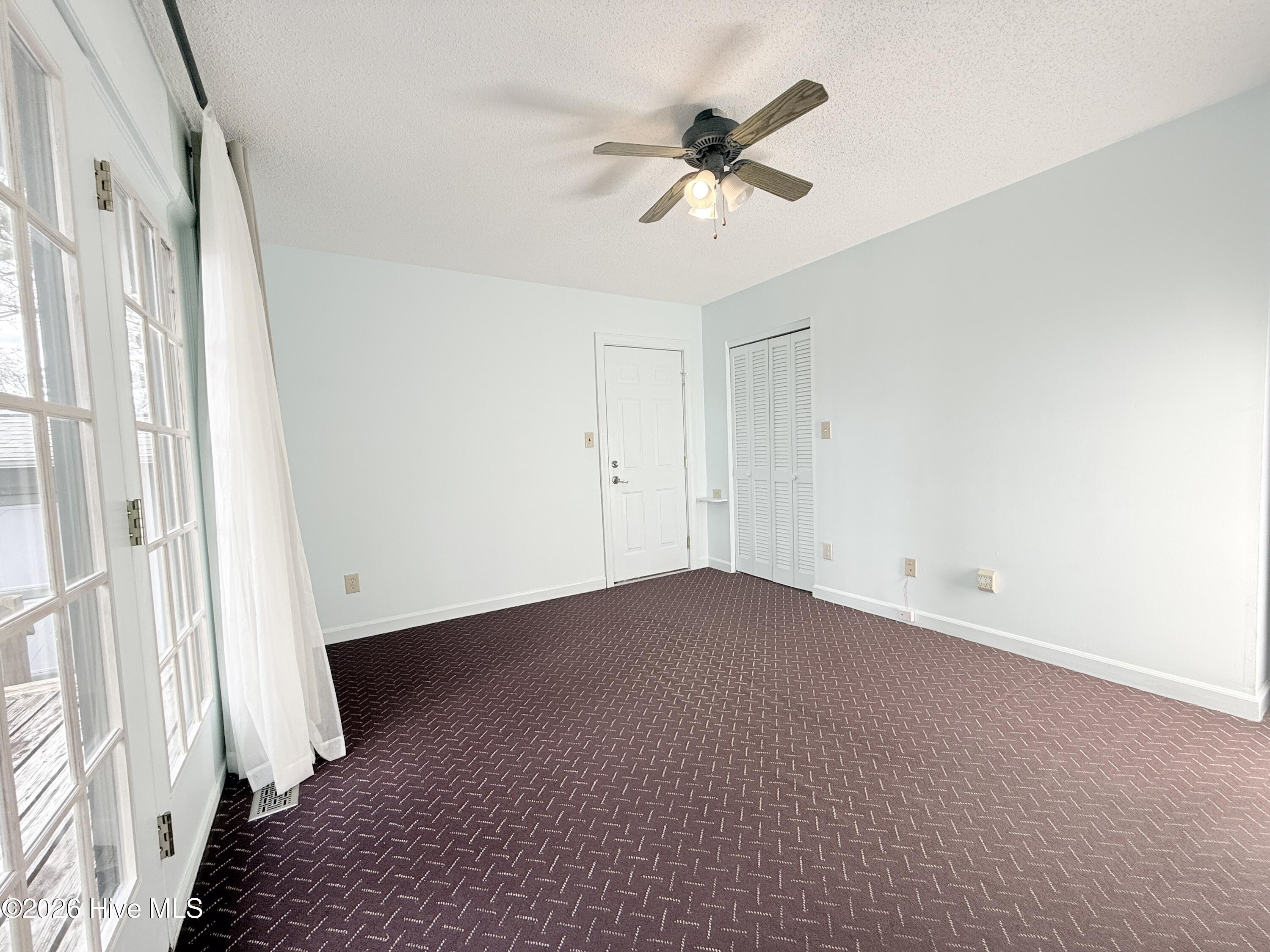 100554968 | Photo 20