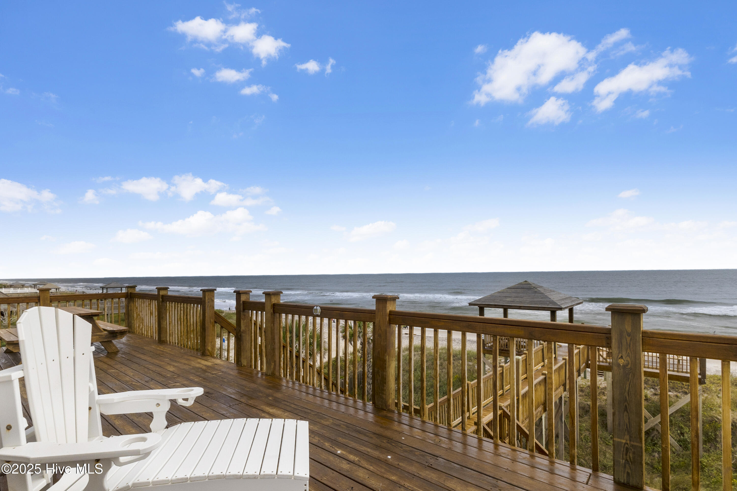 100557333 | Photo 65