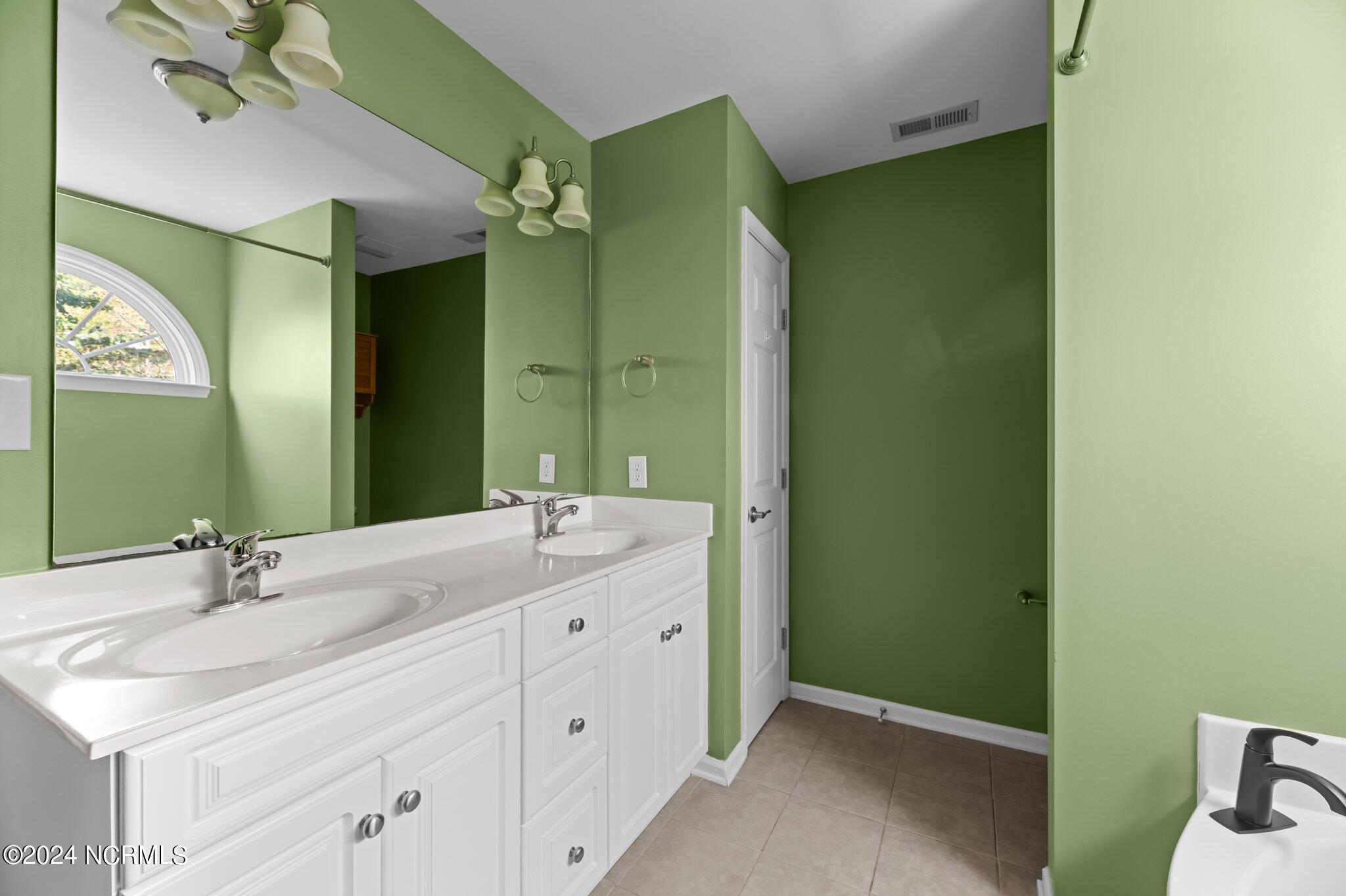 114 Bermuda View,New Bern