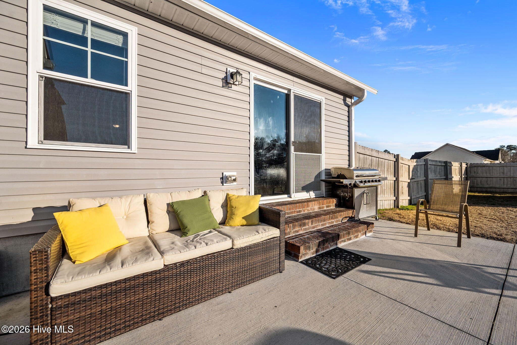 100548485 | Photo 39