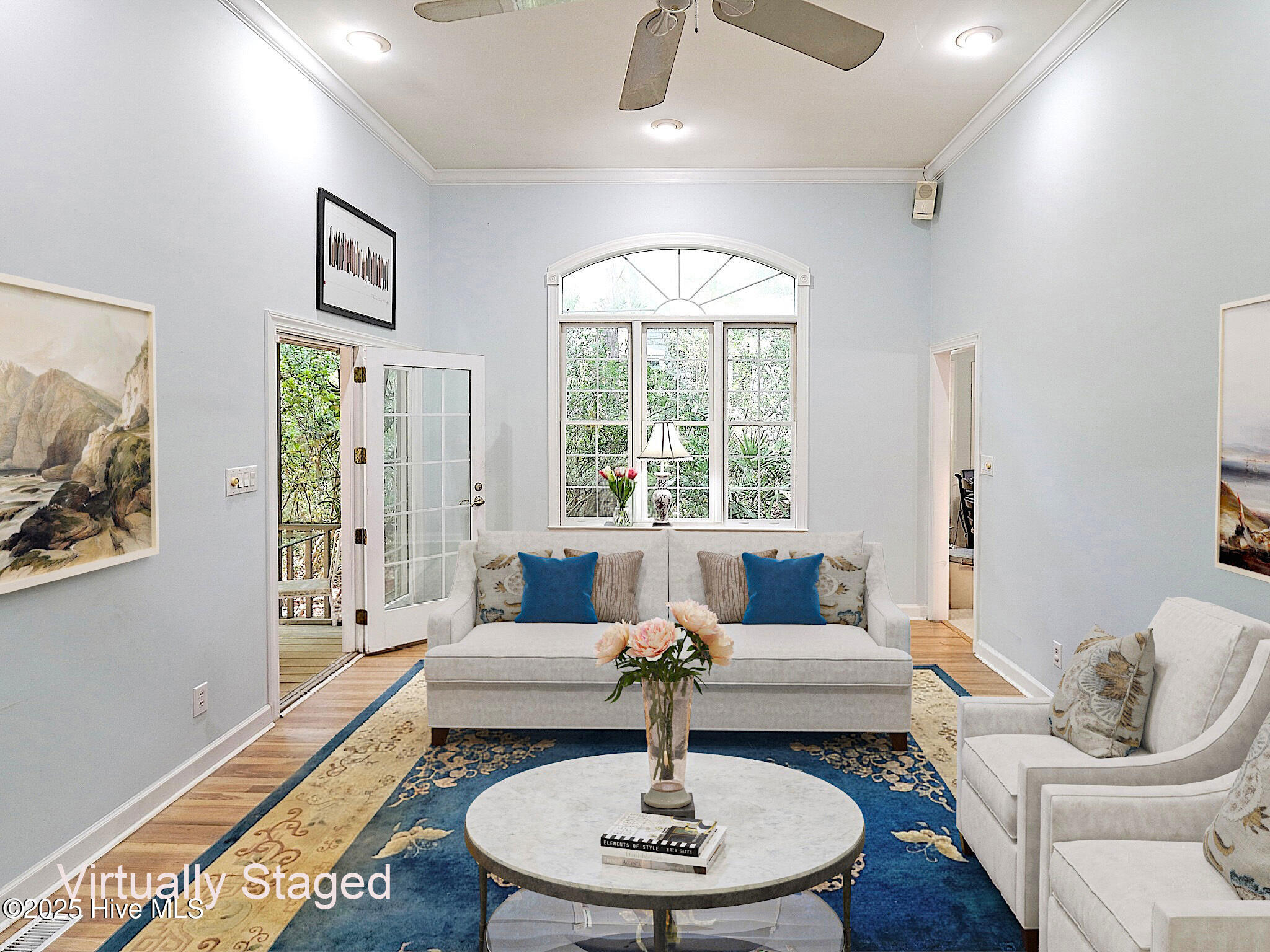 100504796 | Photo 17