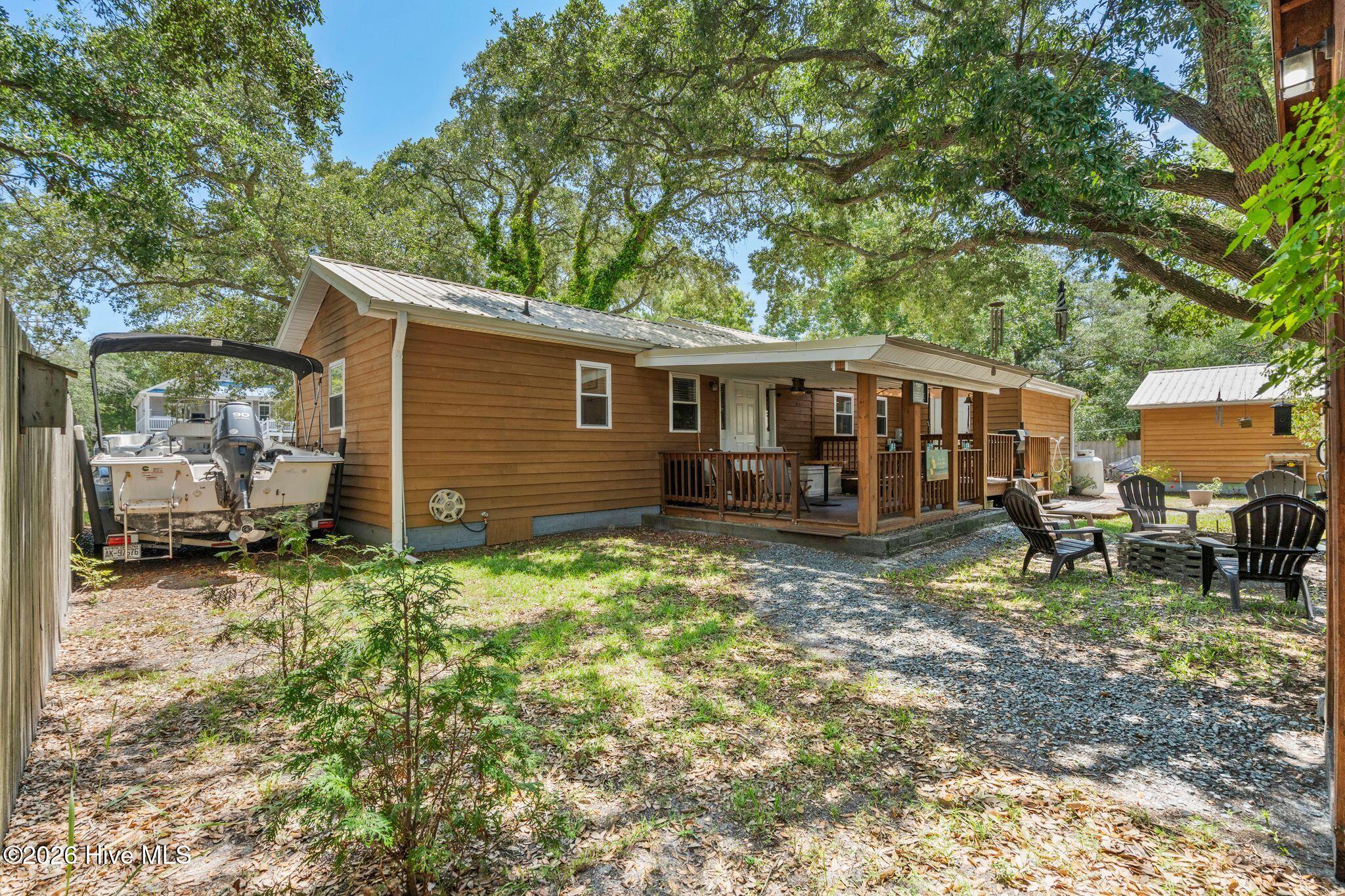 76th image of 105 Nw 7th St, Oak Island, NC 28465 | MLS# 100594310