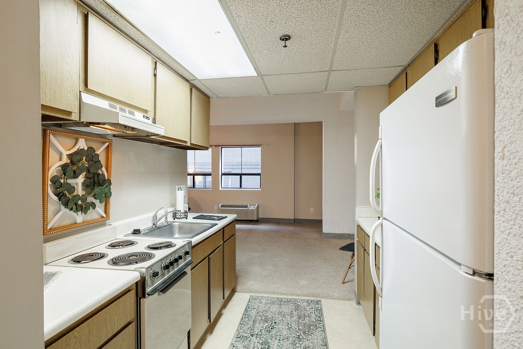 131 E Broad Street 409