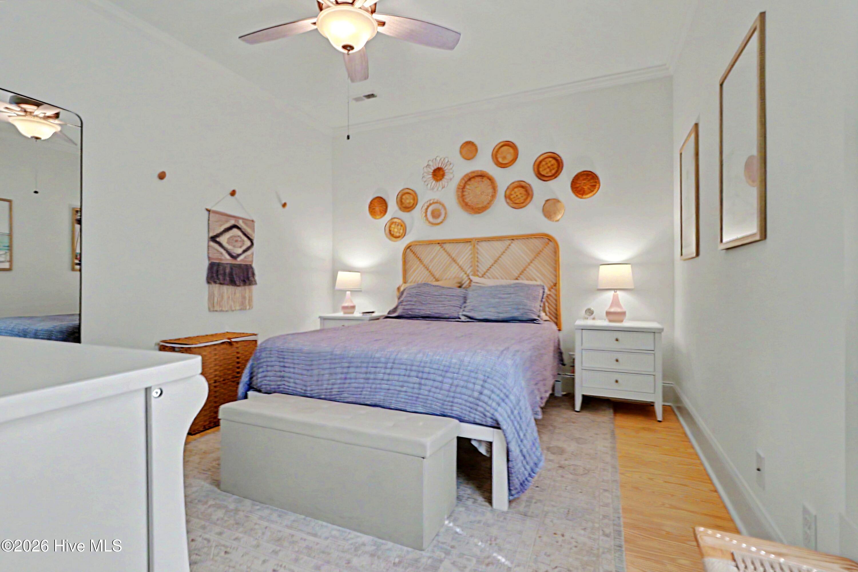 100566458 | Photo 20