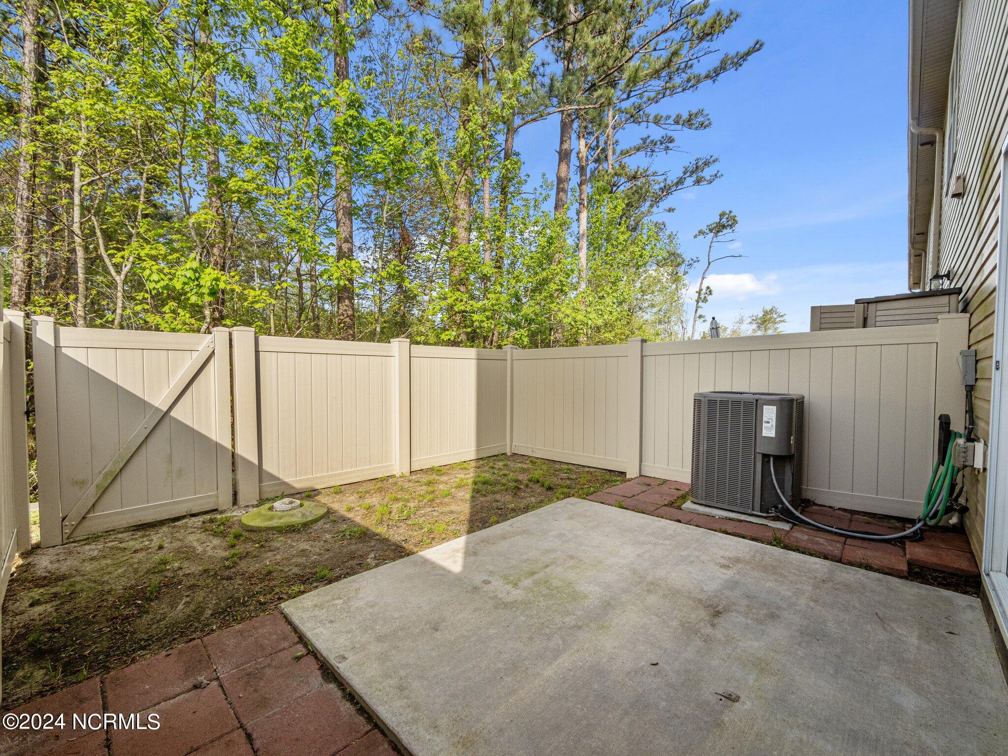 401 Sullivan Loop Road,Midway Park