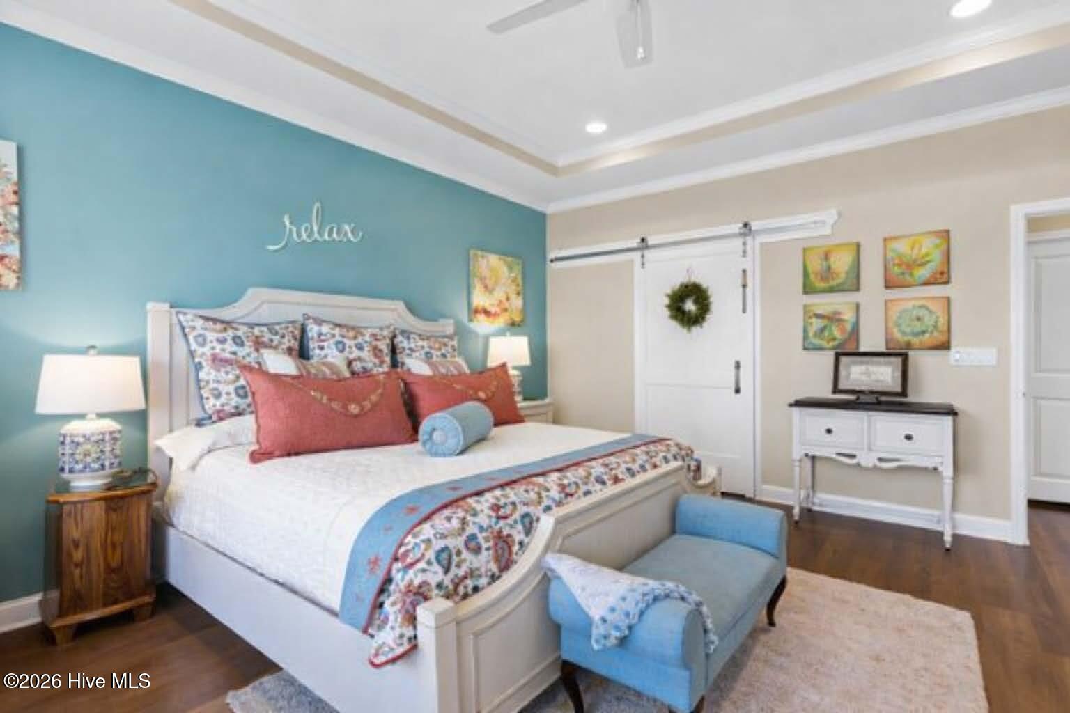 100560467 | Photo 24