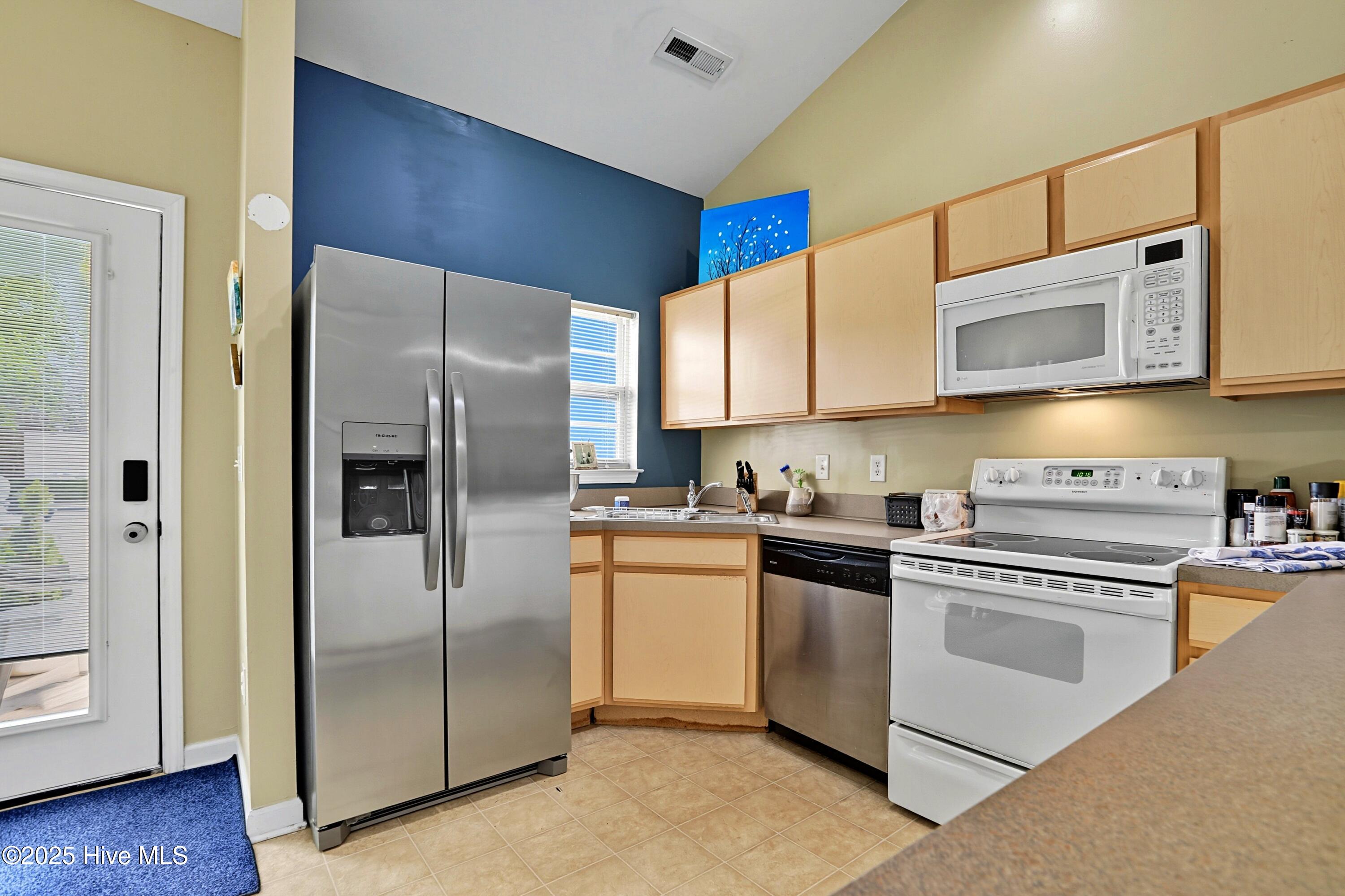 219 Hibiscus Way, Wilmington, NC 28412 – photo 7: HP3V6A9352