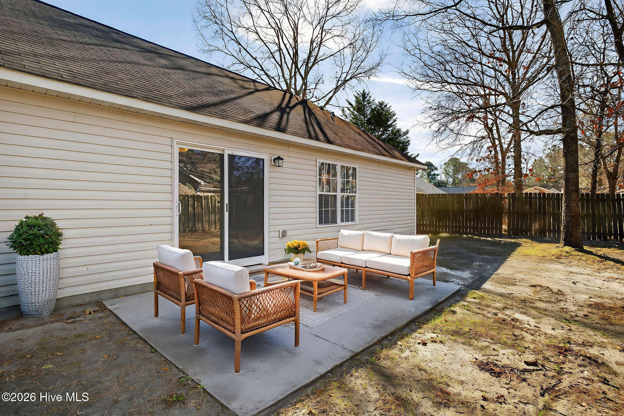 100553391 | Photo 28