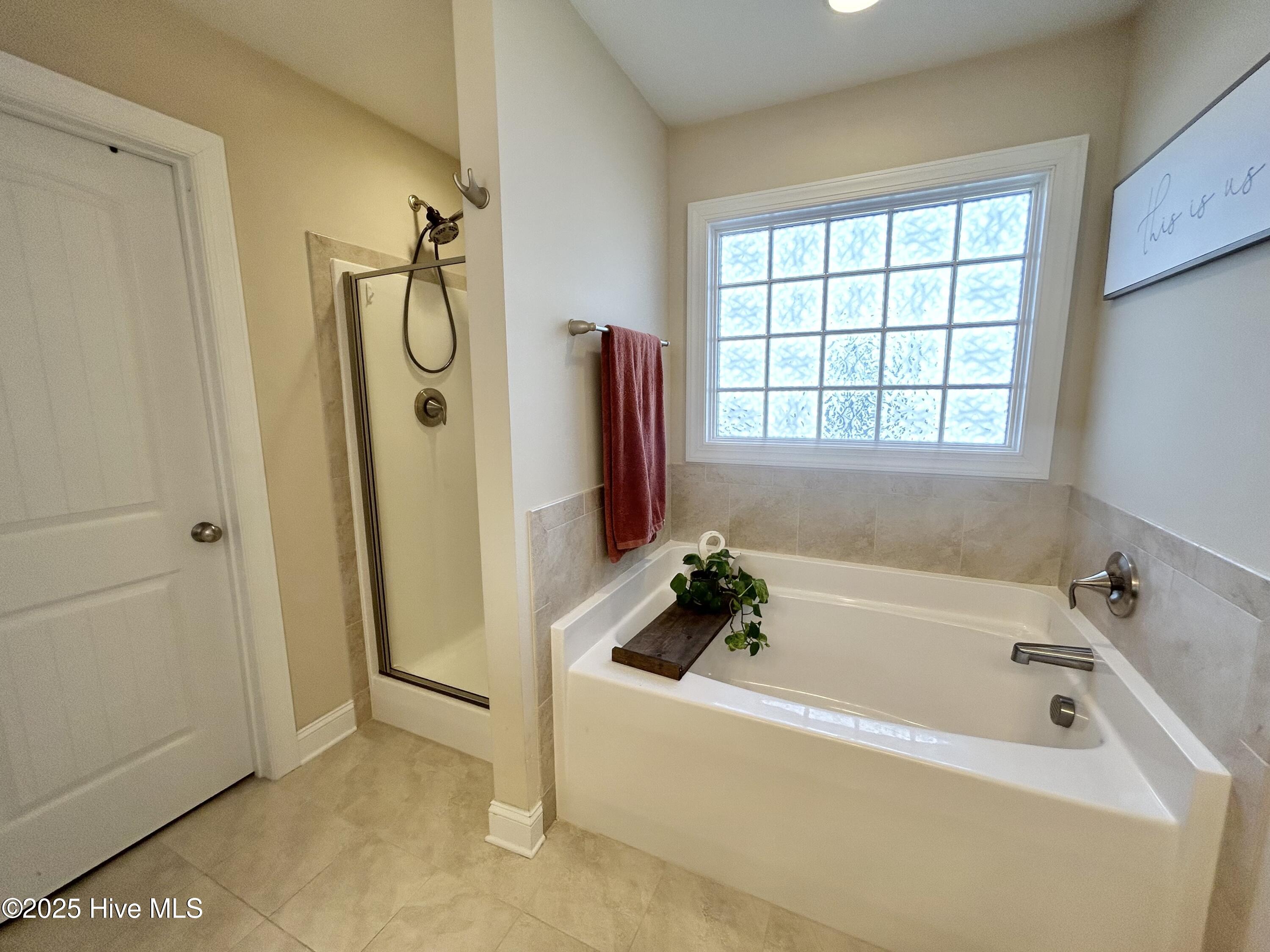 100566226 | Photo 10