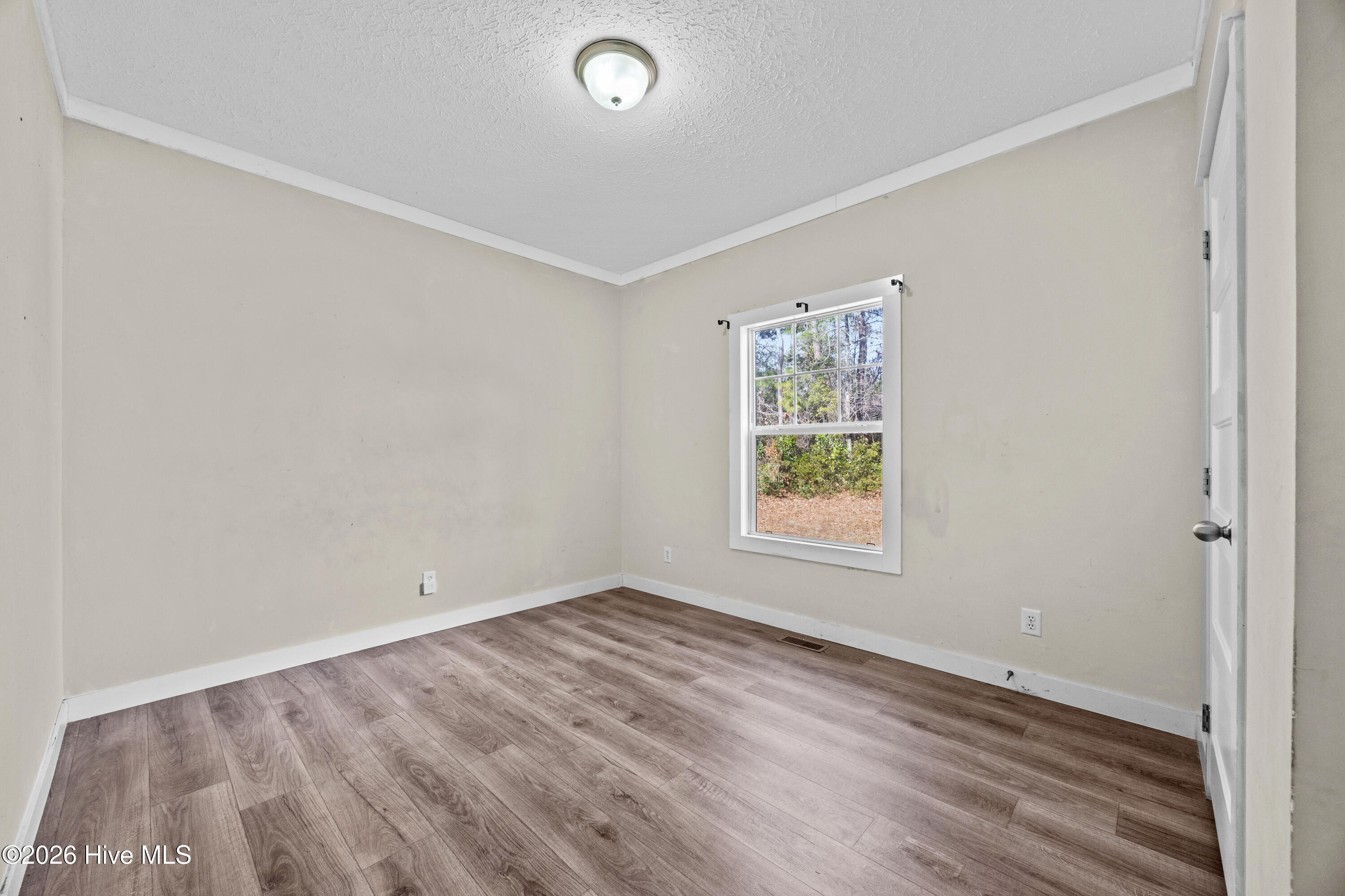 100559511 | Photo 25