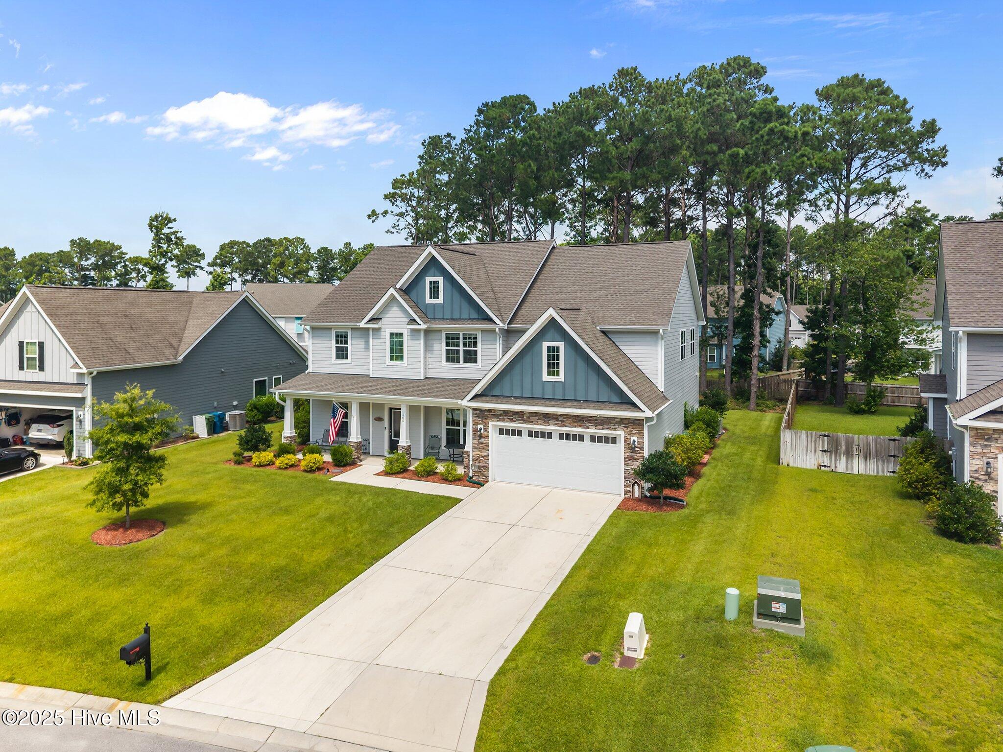 100518510 | Photo 56