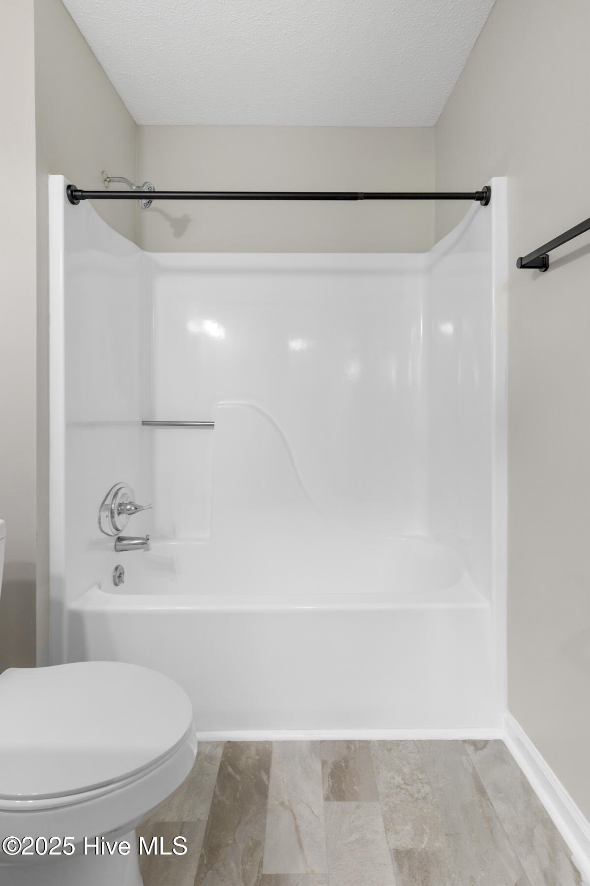 100548138 | Photo 20