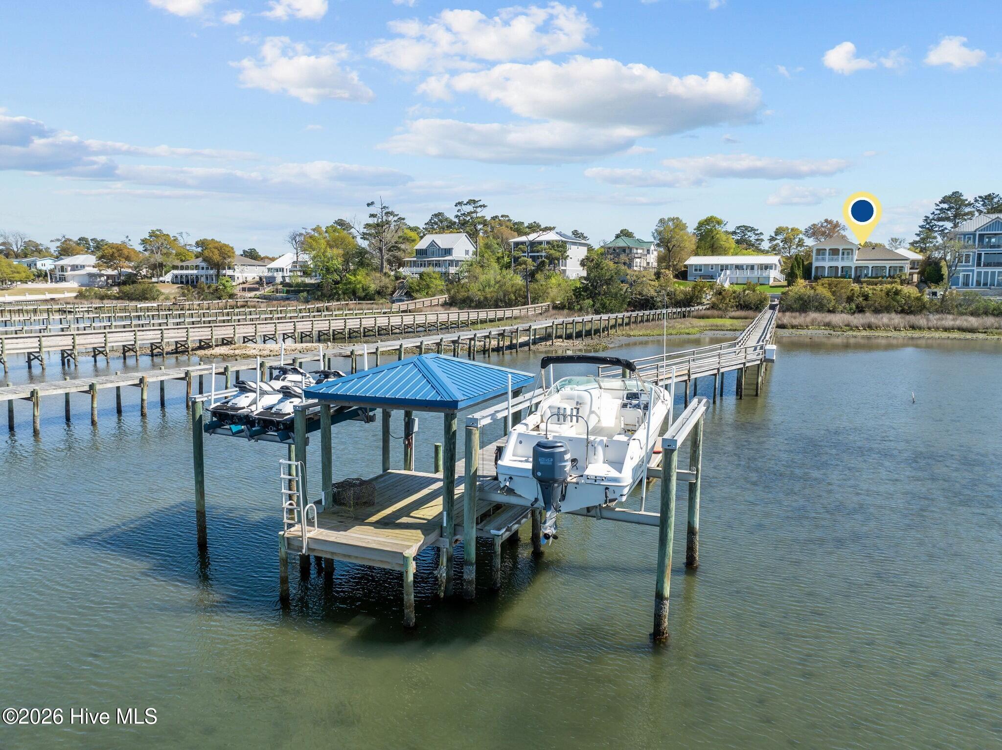 100564617 | Photo 60