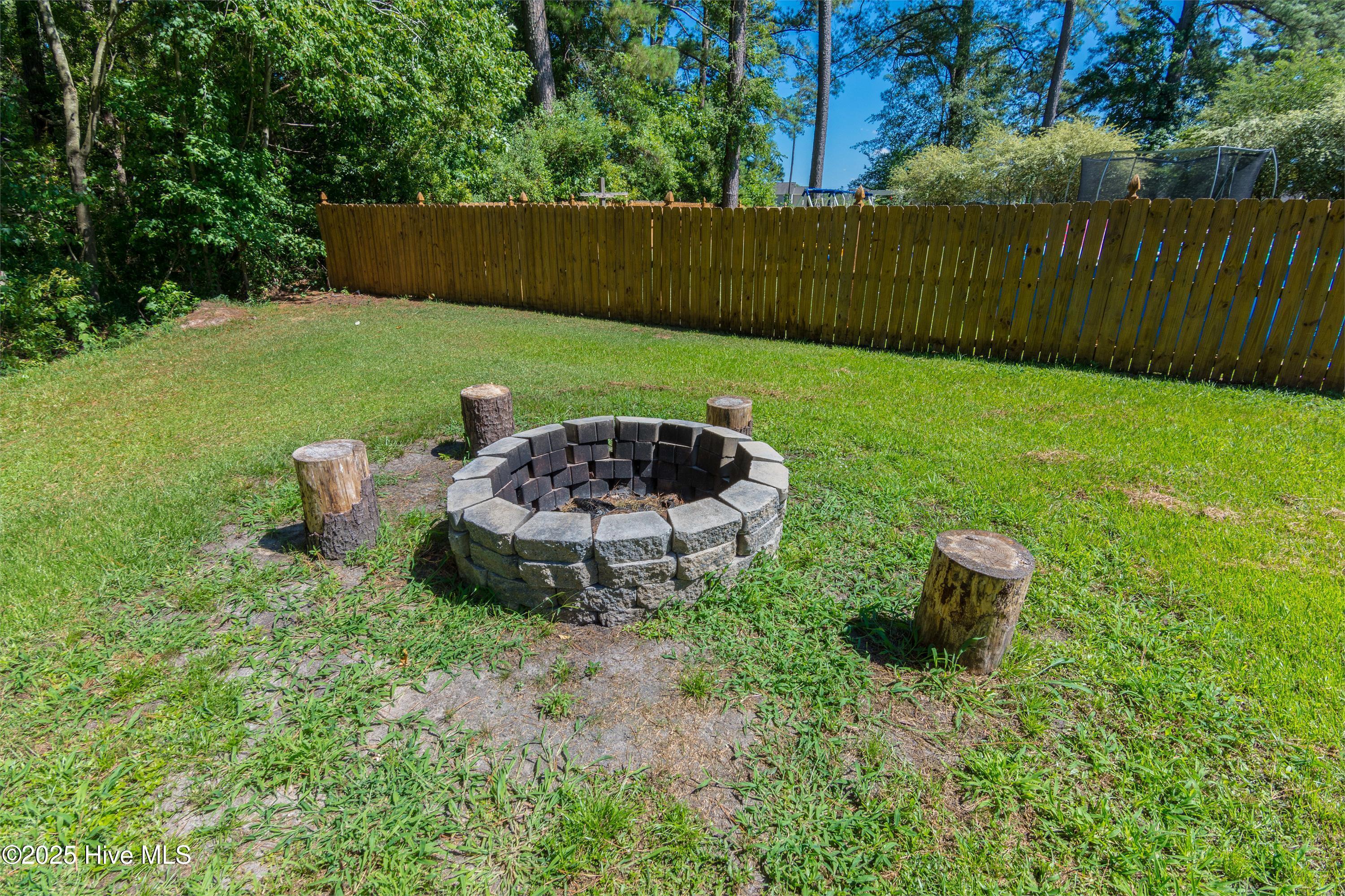 100532308 | Photo 21