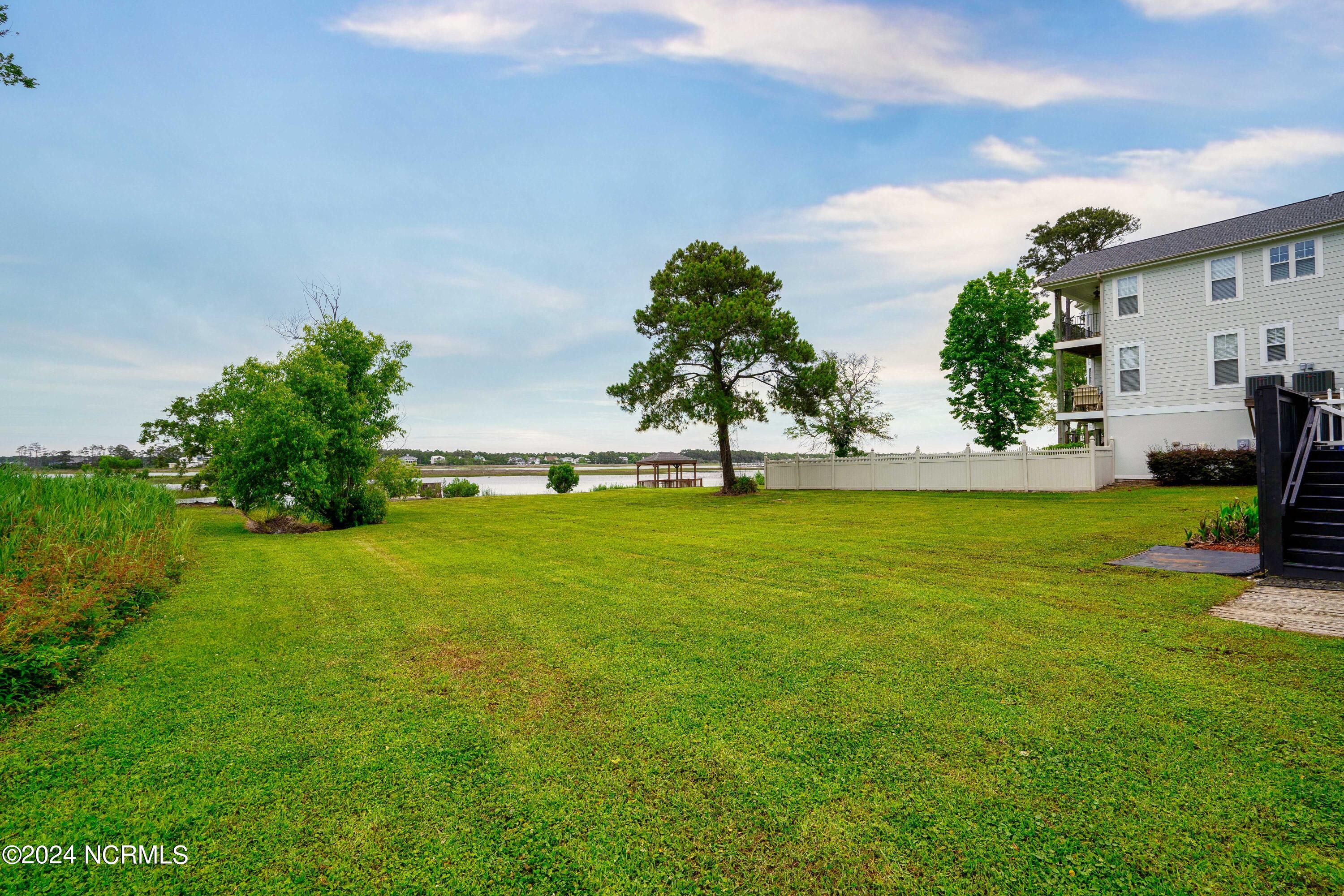 100560914 | Photo 55