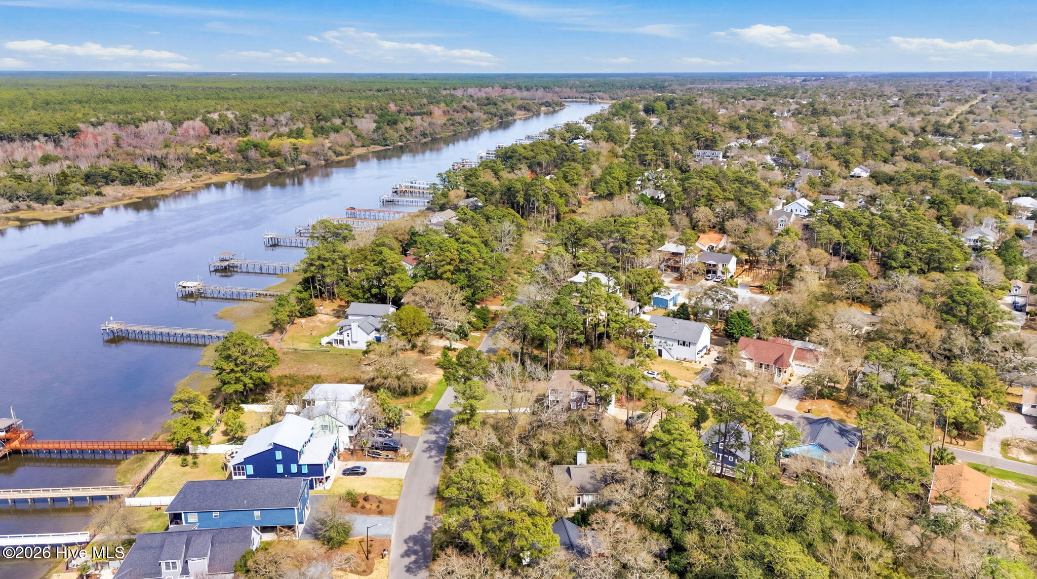 100561506 | Photo 17