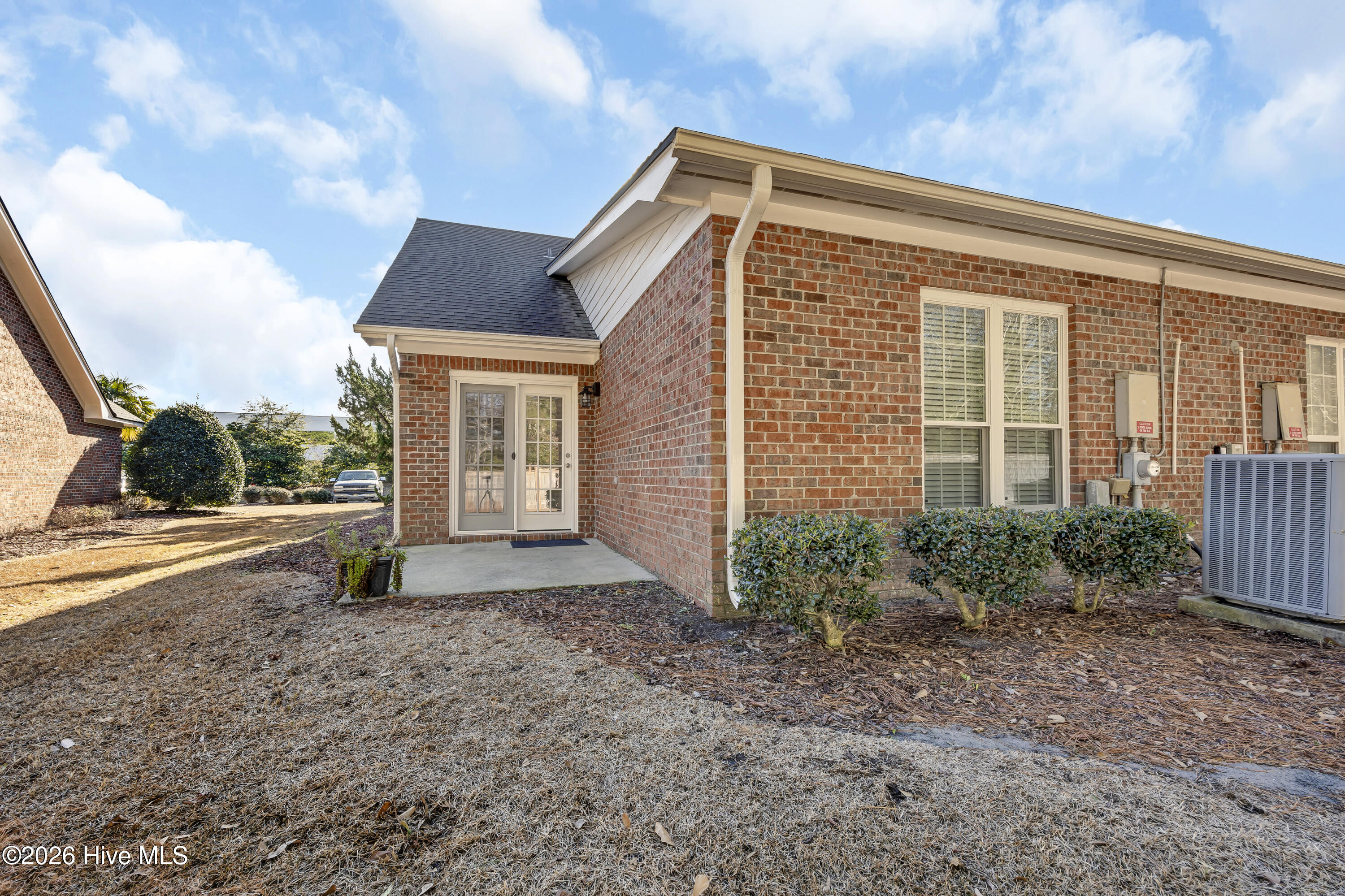 100548075 | Photo 22