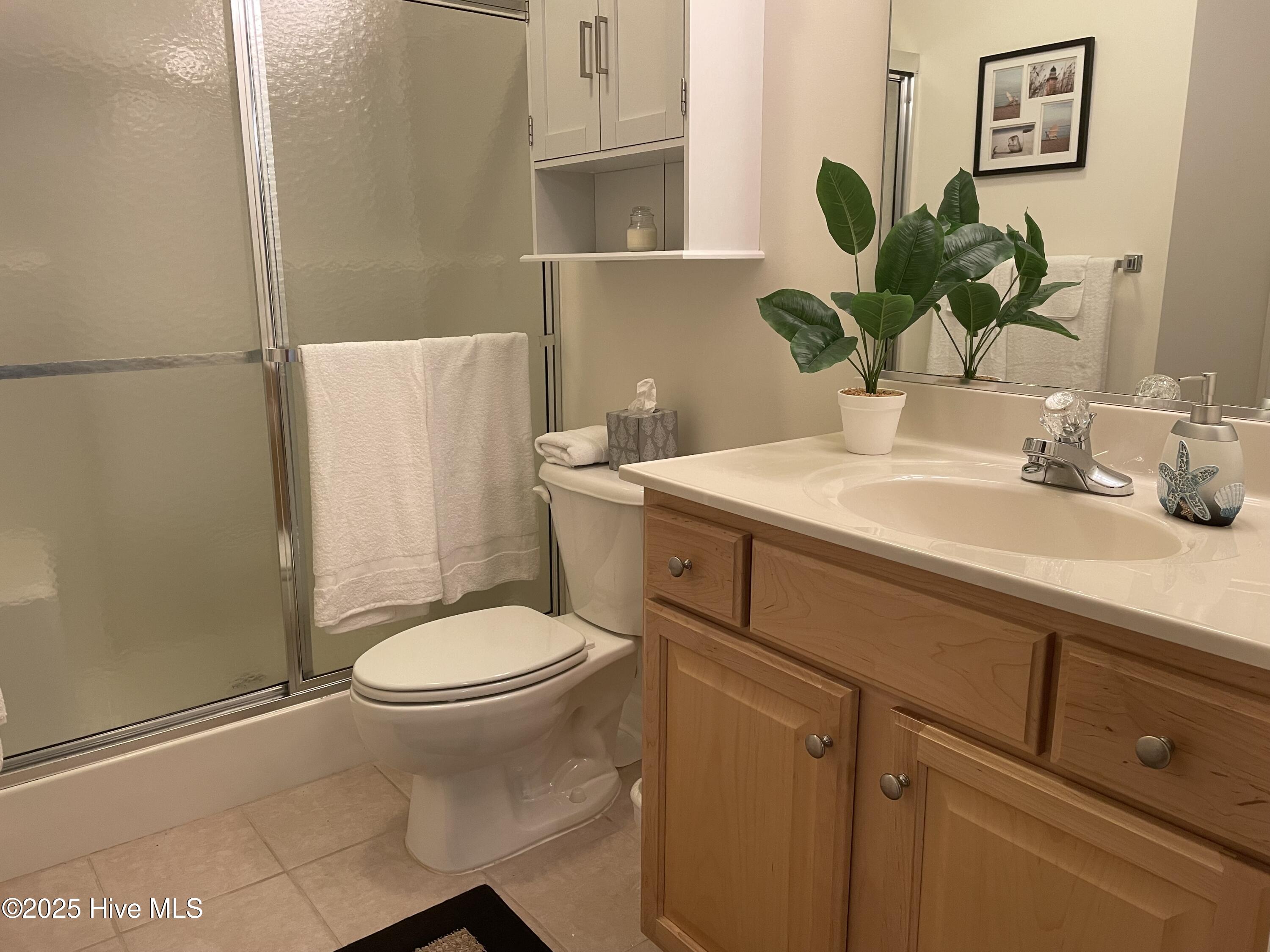 100538275 | Photo 10