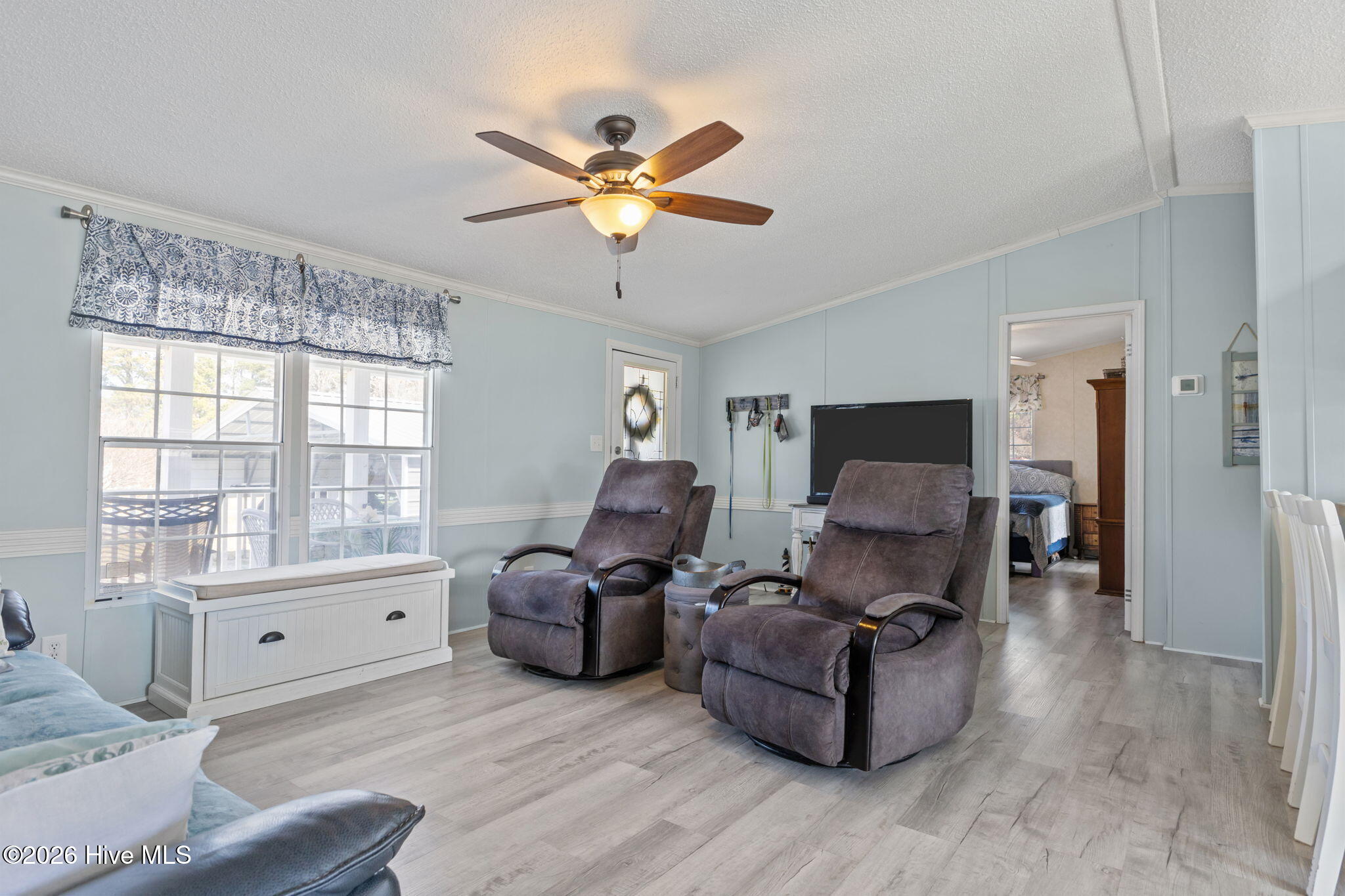 100558505 | Photo 13