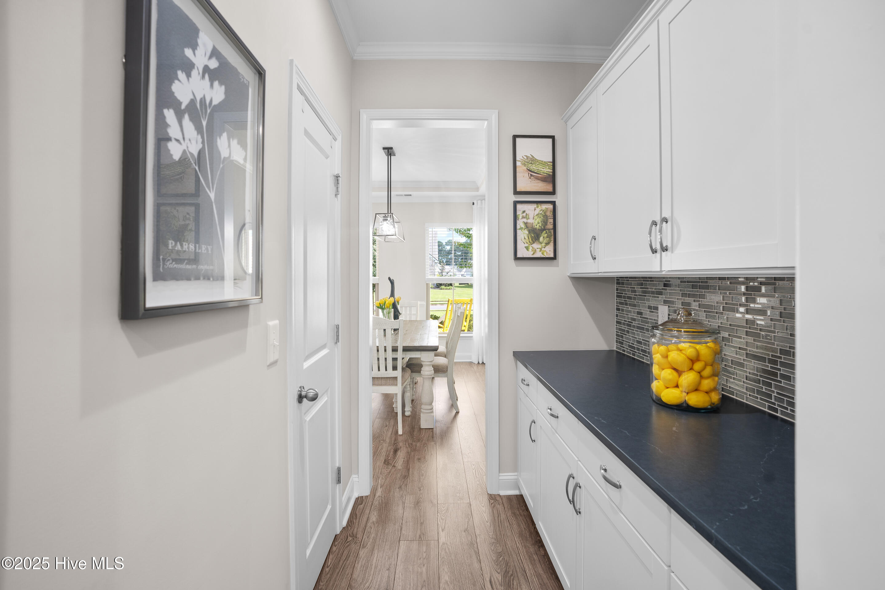 100526662 | Photo 18