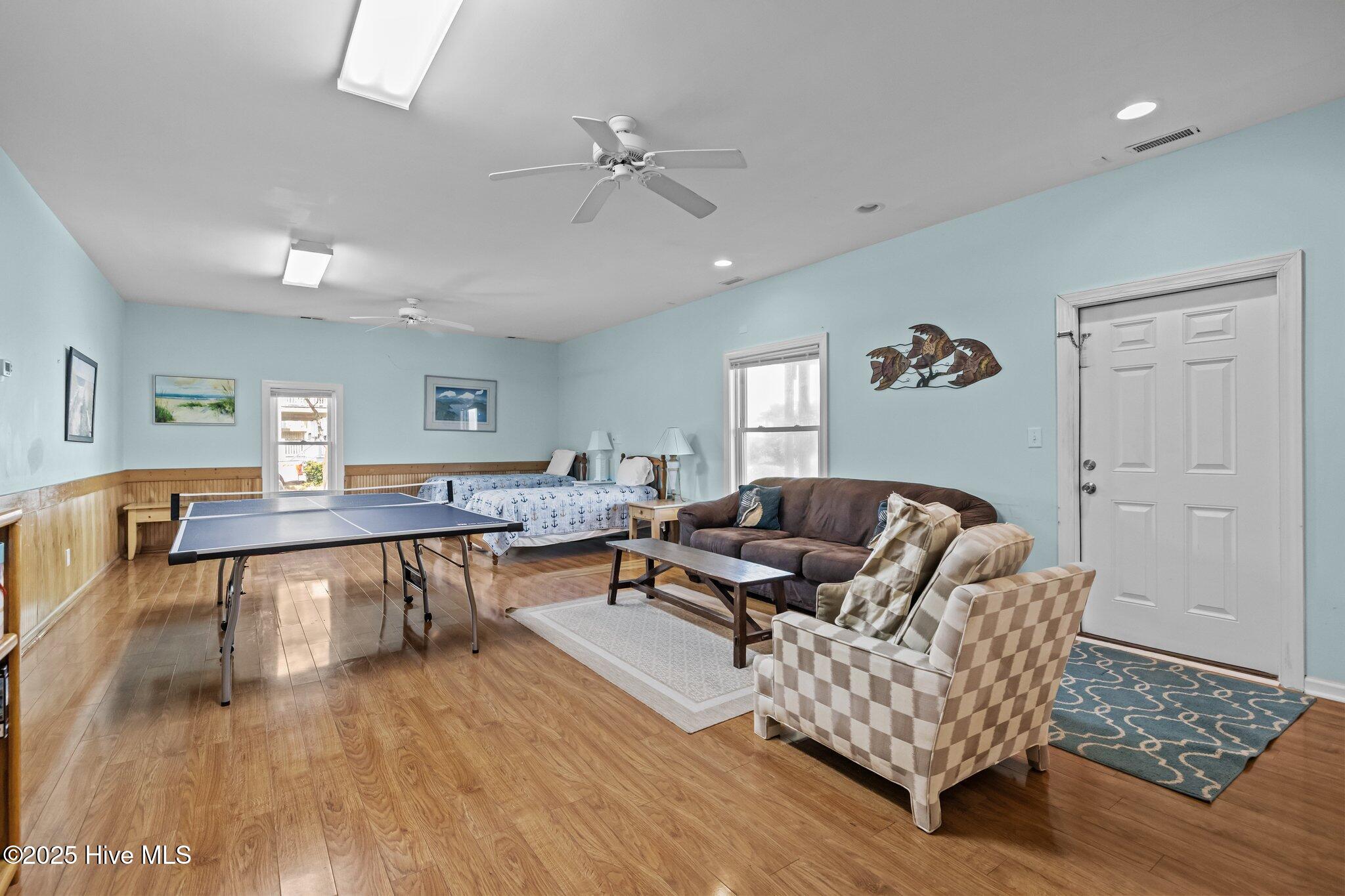 100515431 | Photo 60