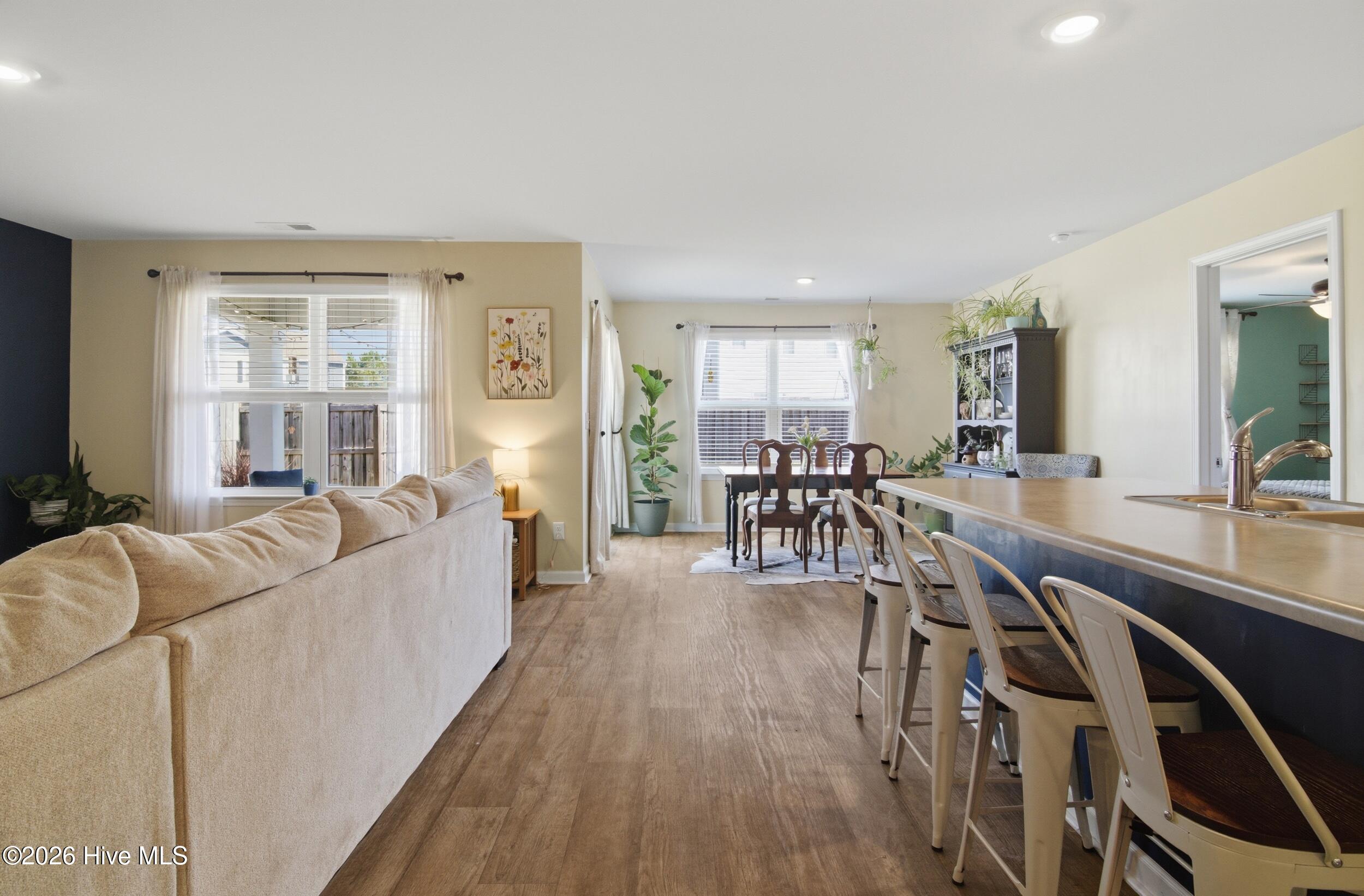 100556501 | Photo 16