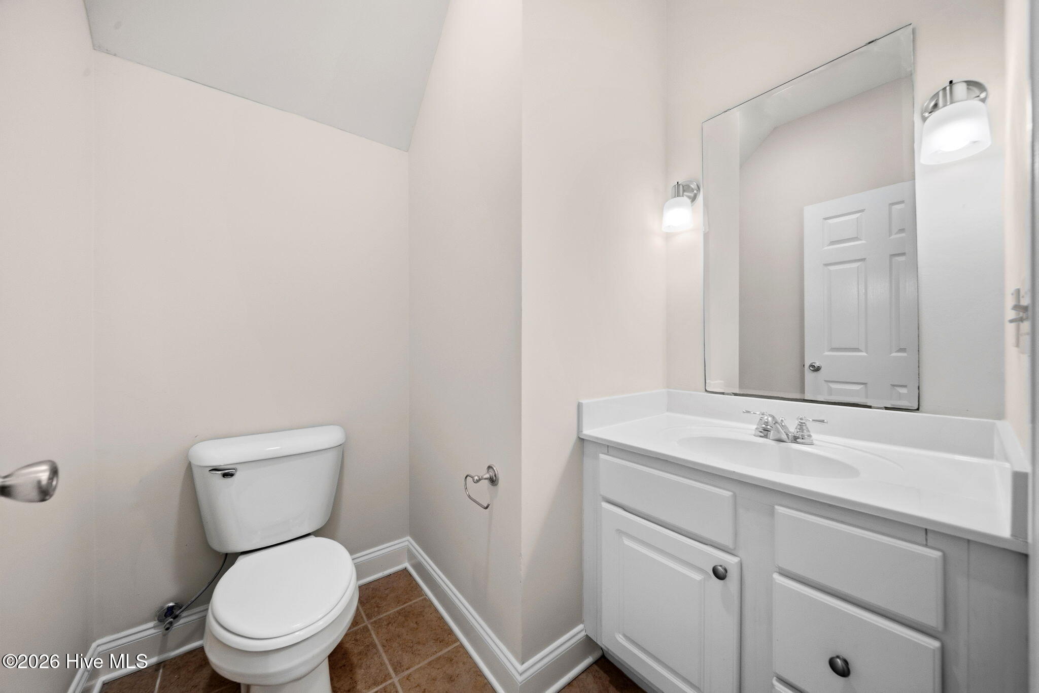 100566234 | Photo 32