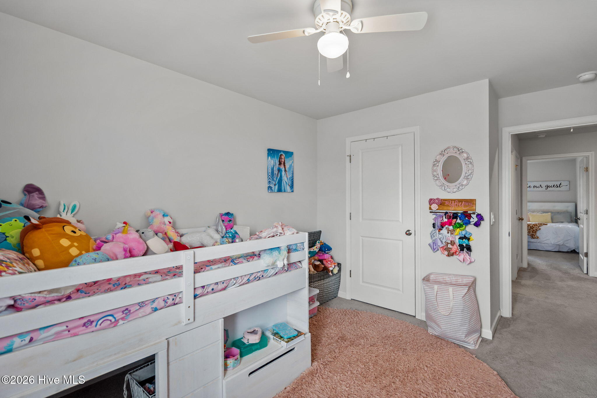 100554763 | Photo 30