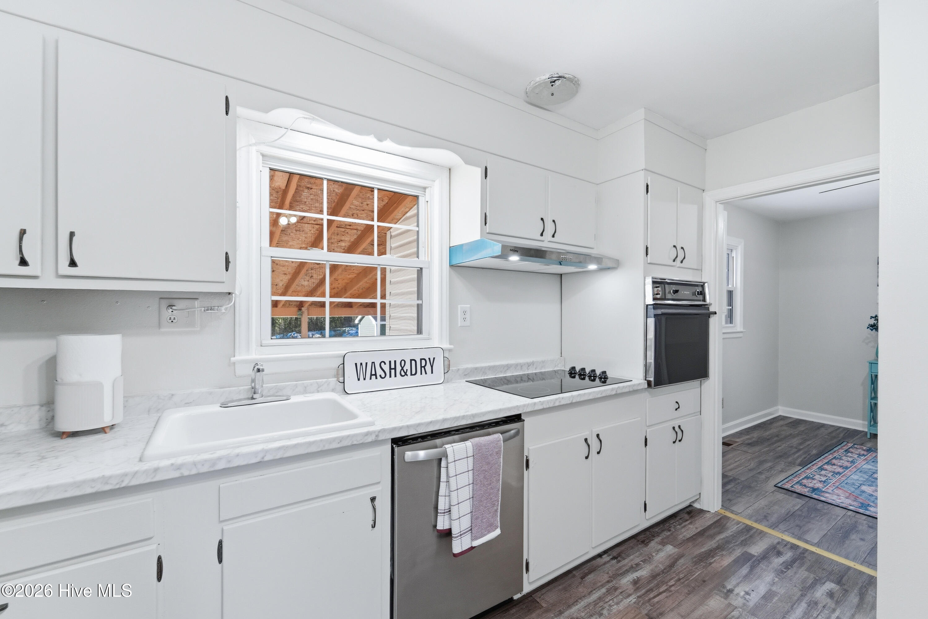 208 Puller Drive, Jacksonville, NC, 28540