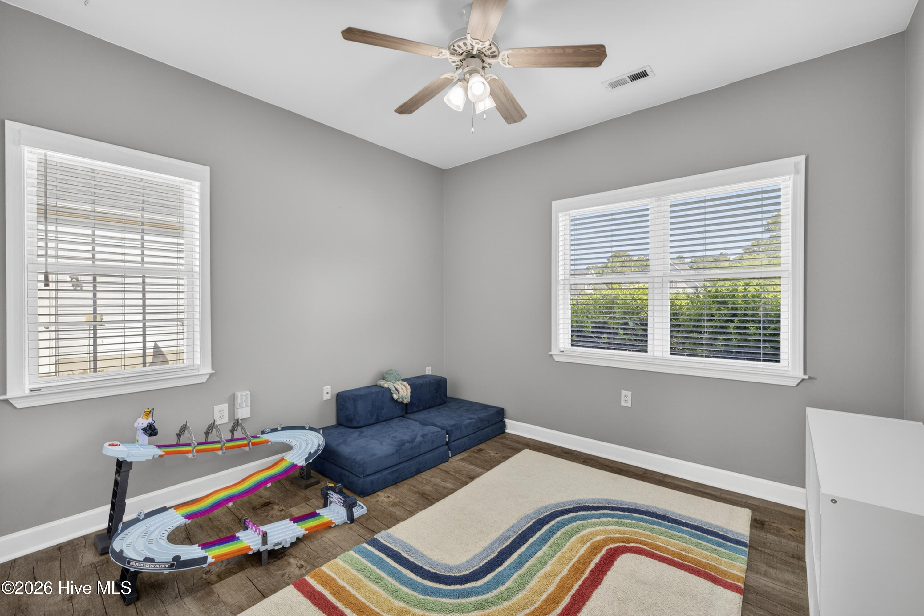 100568546 | Photo 17