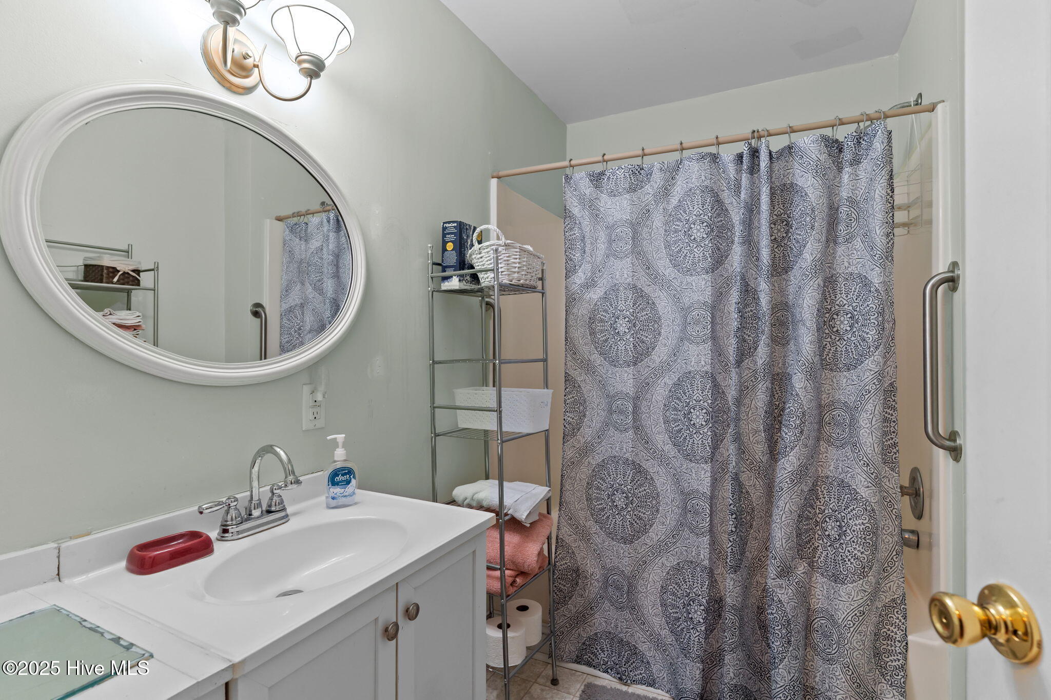 100536302 | Photo 36