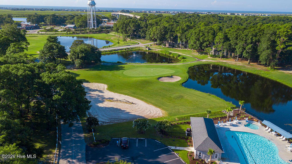 100562919 | Photo 98