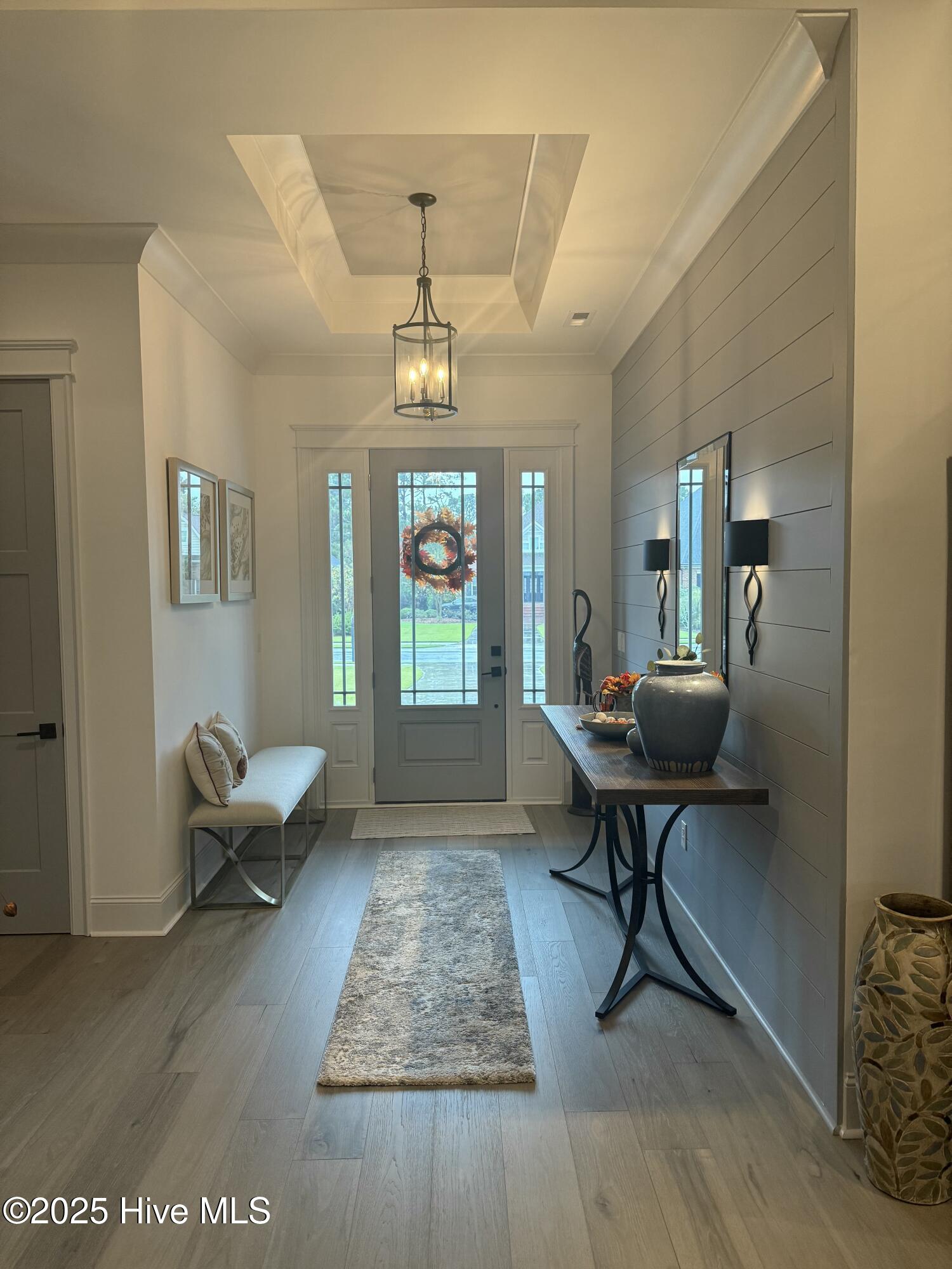 100547698 | Photo 10