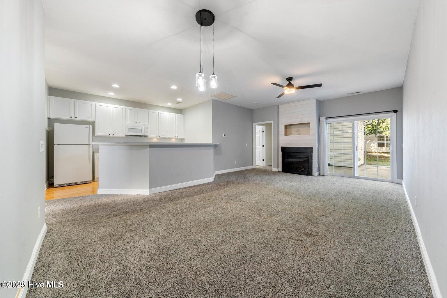 100546726 | Photo 13