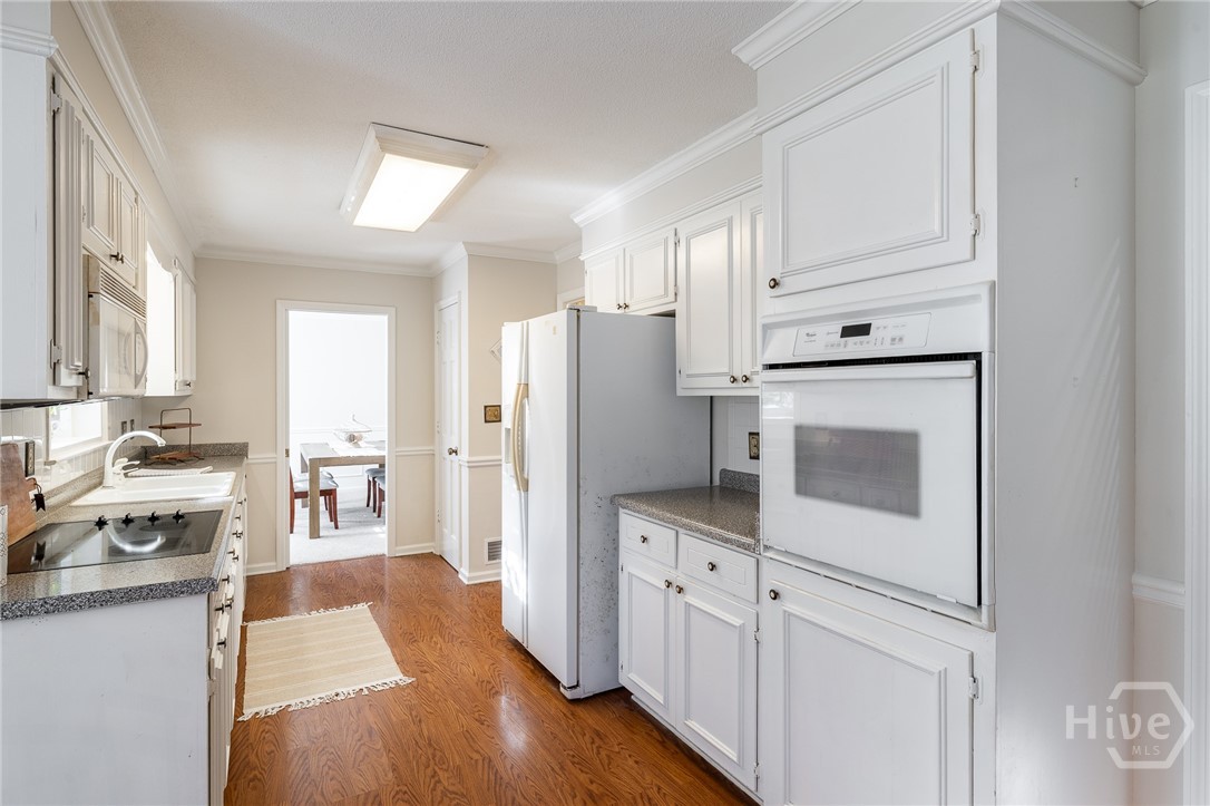 170 Dunwoody Drive