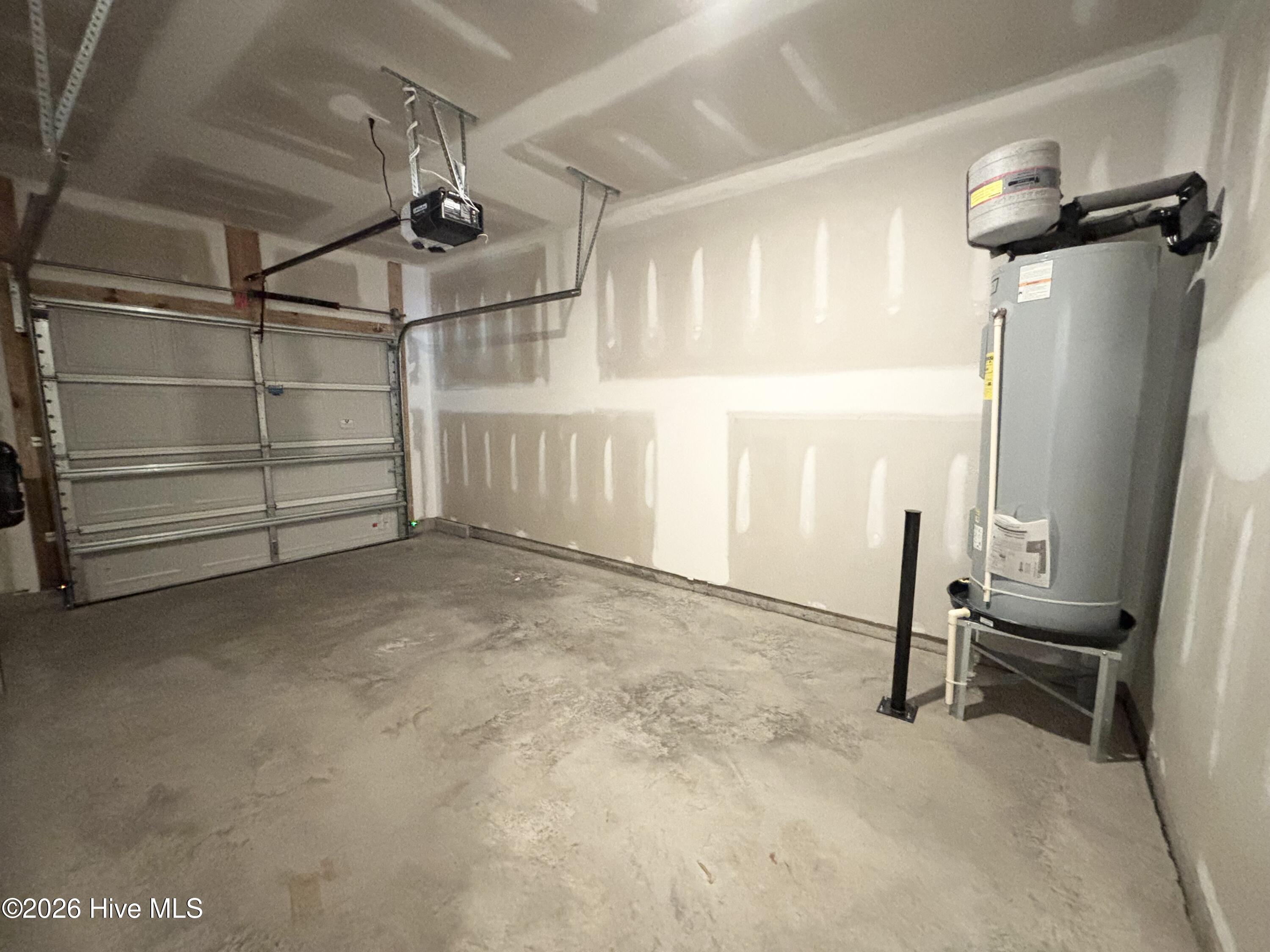 100553838 | Photo 31