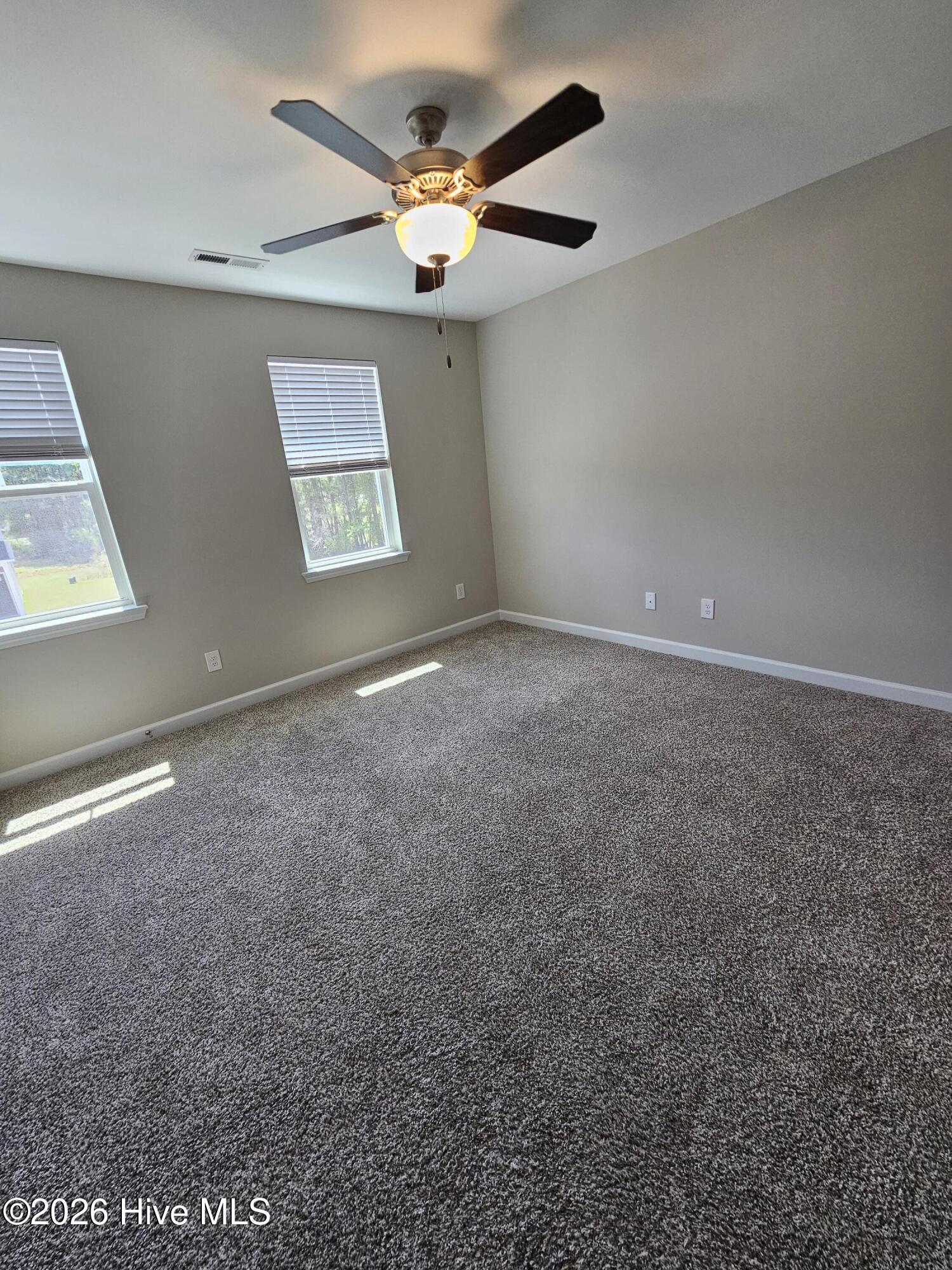 100554238 | Photo 11