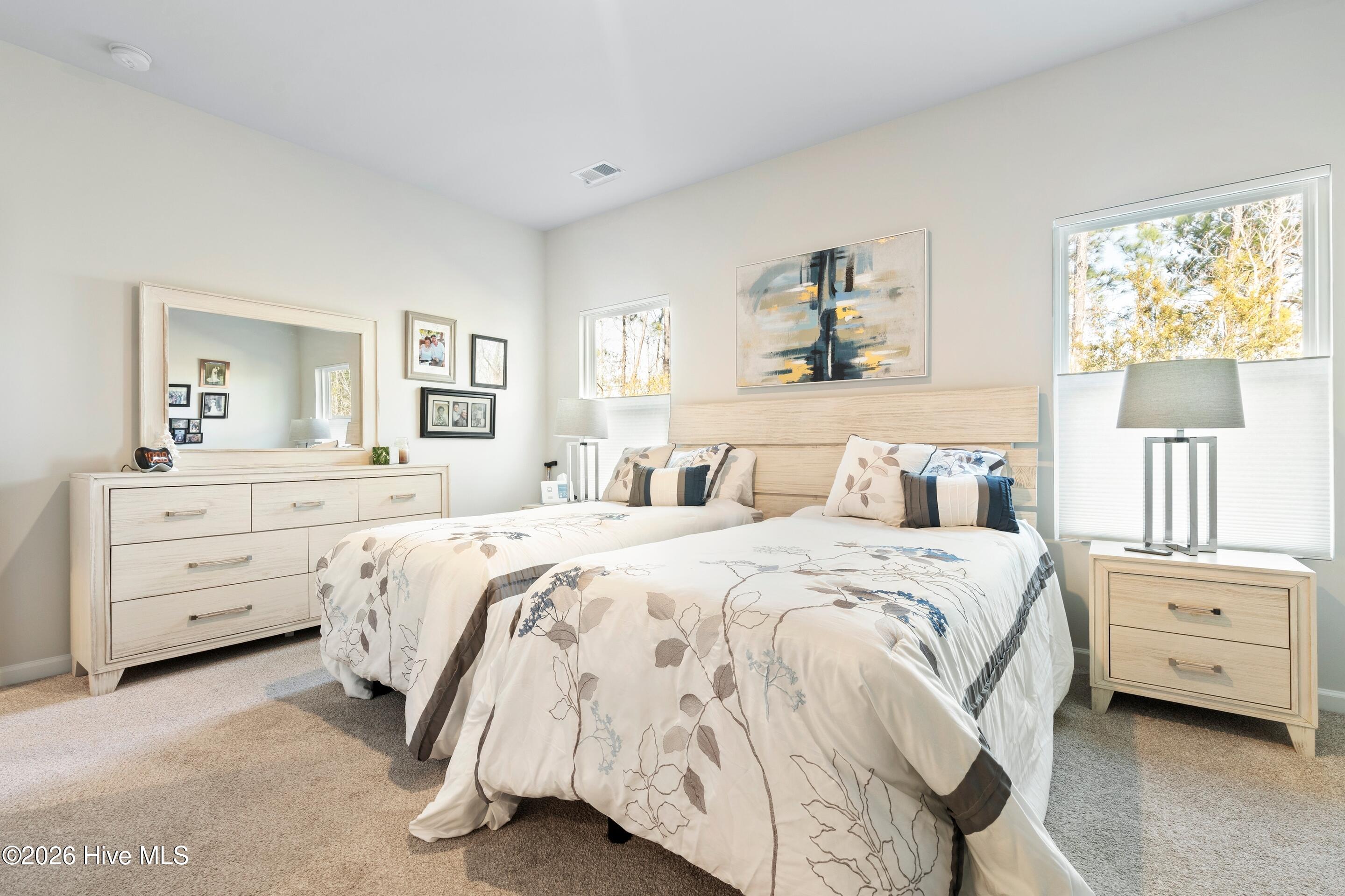 100550634 | Photo 32