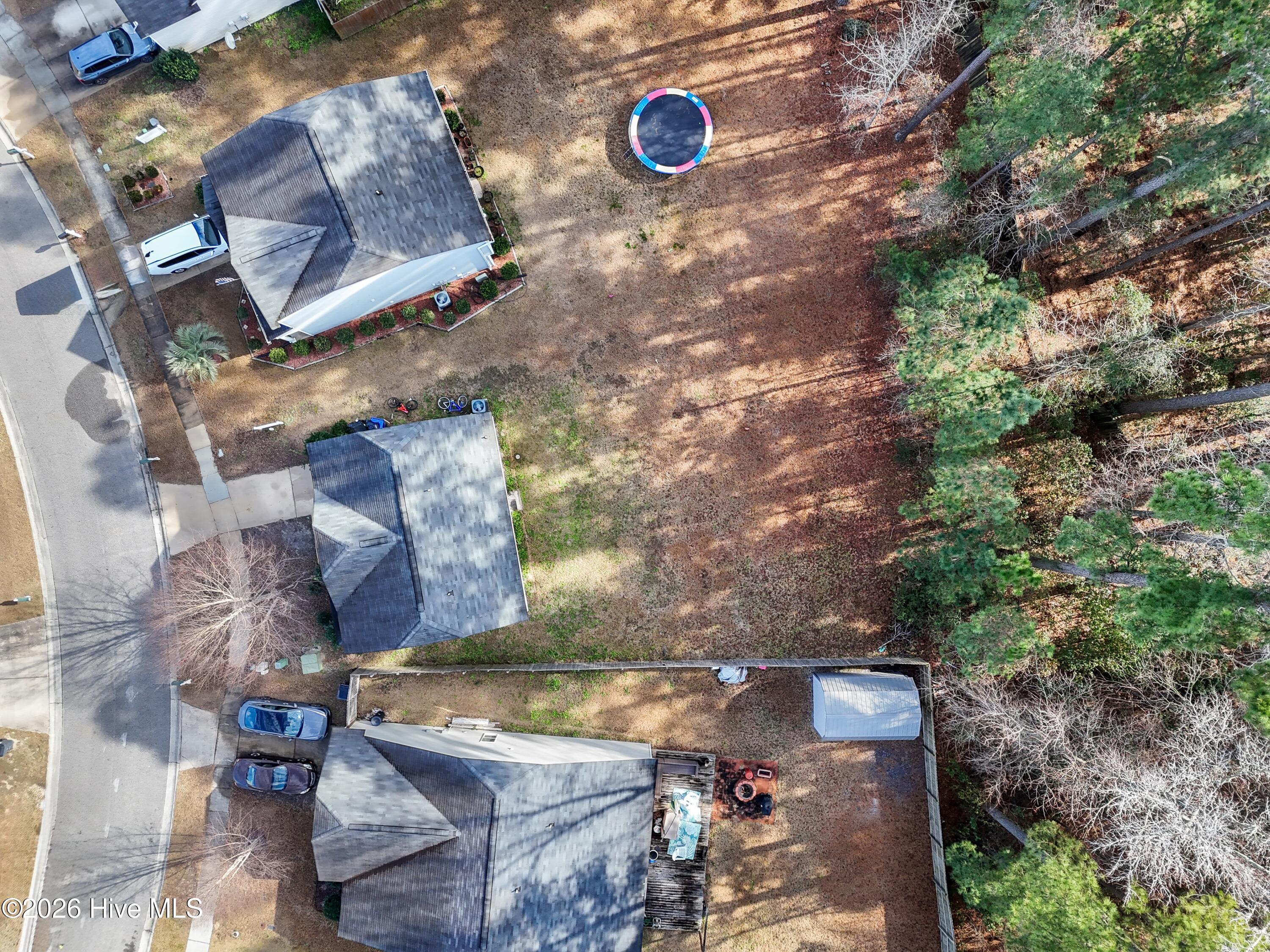 100548337 | Photo 17