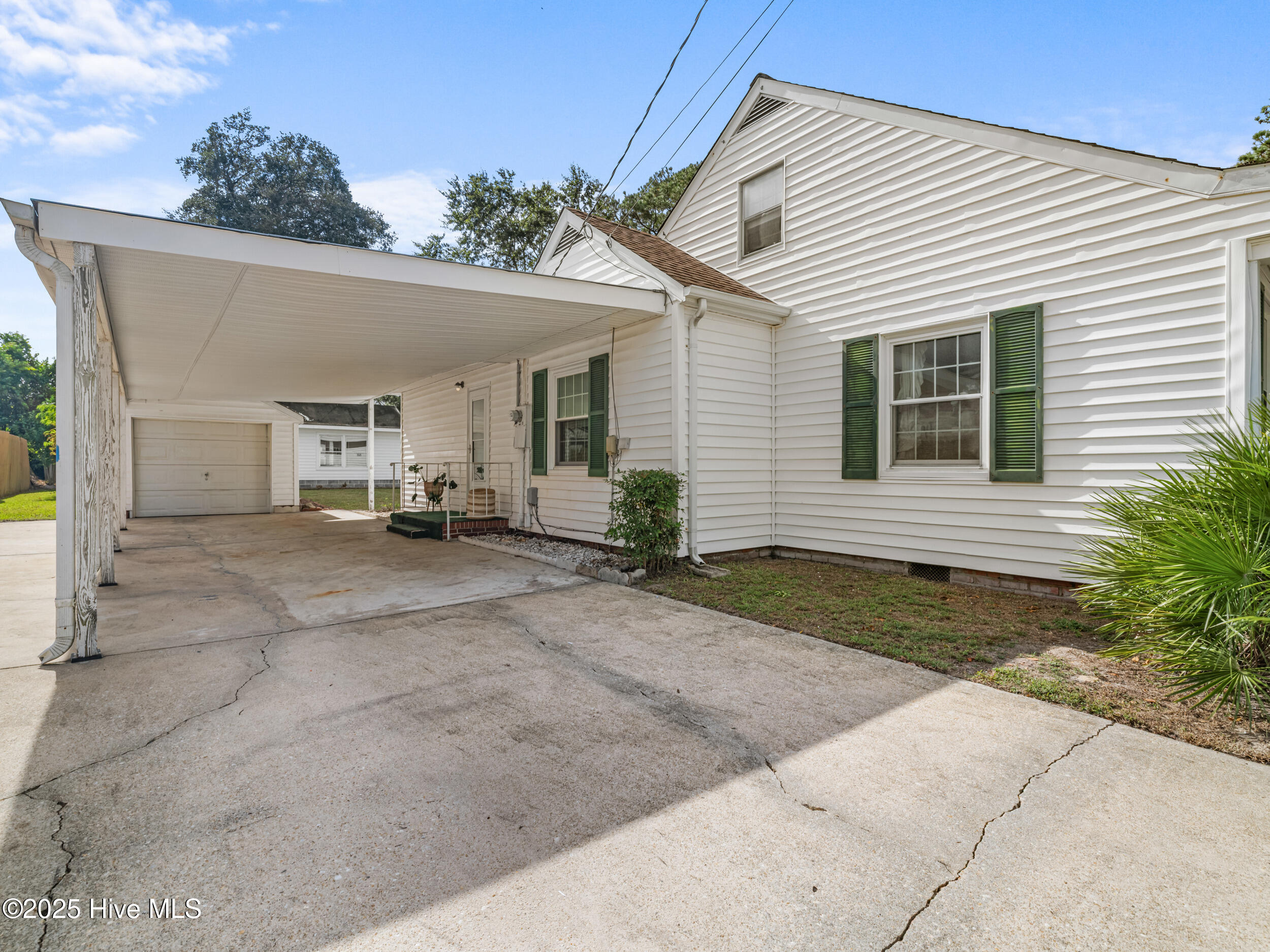 Homes for sale in Jacksonville, NC | 313 Brentwood Ave, Jacksonville, NC 28540 | MLS# 100536192