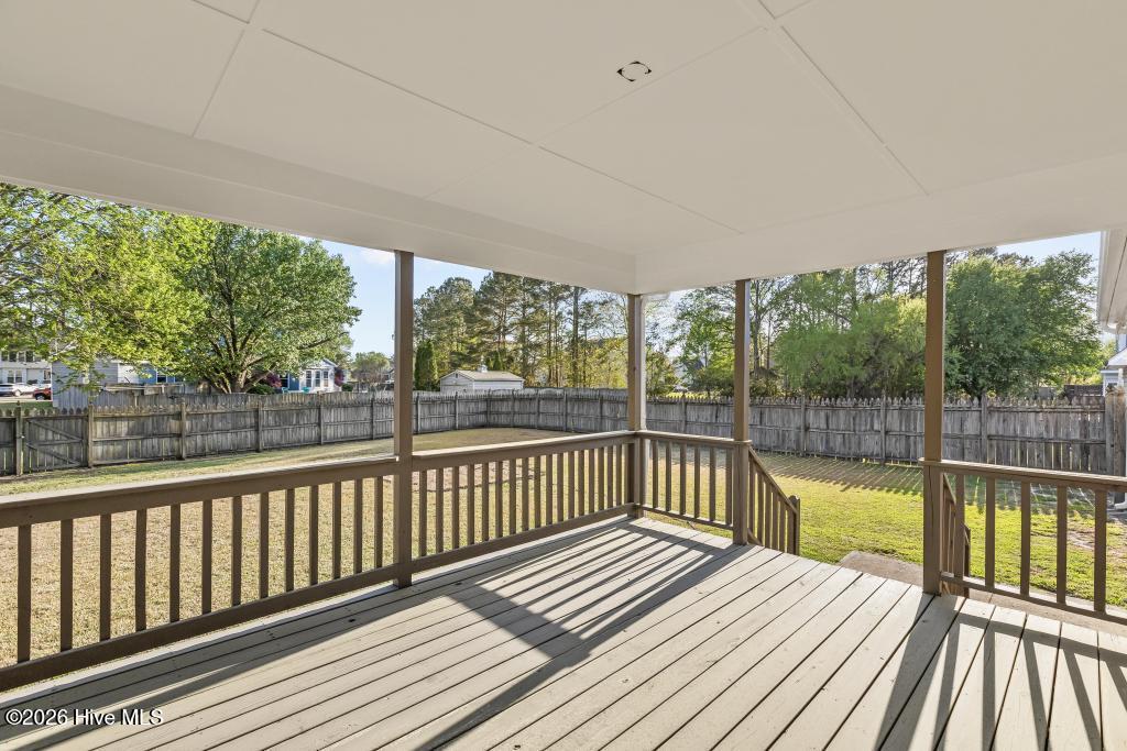 100566141 | Photo 28