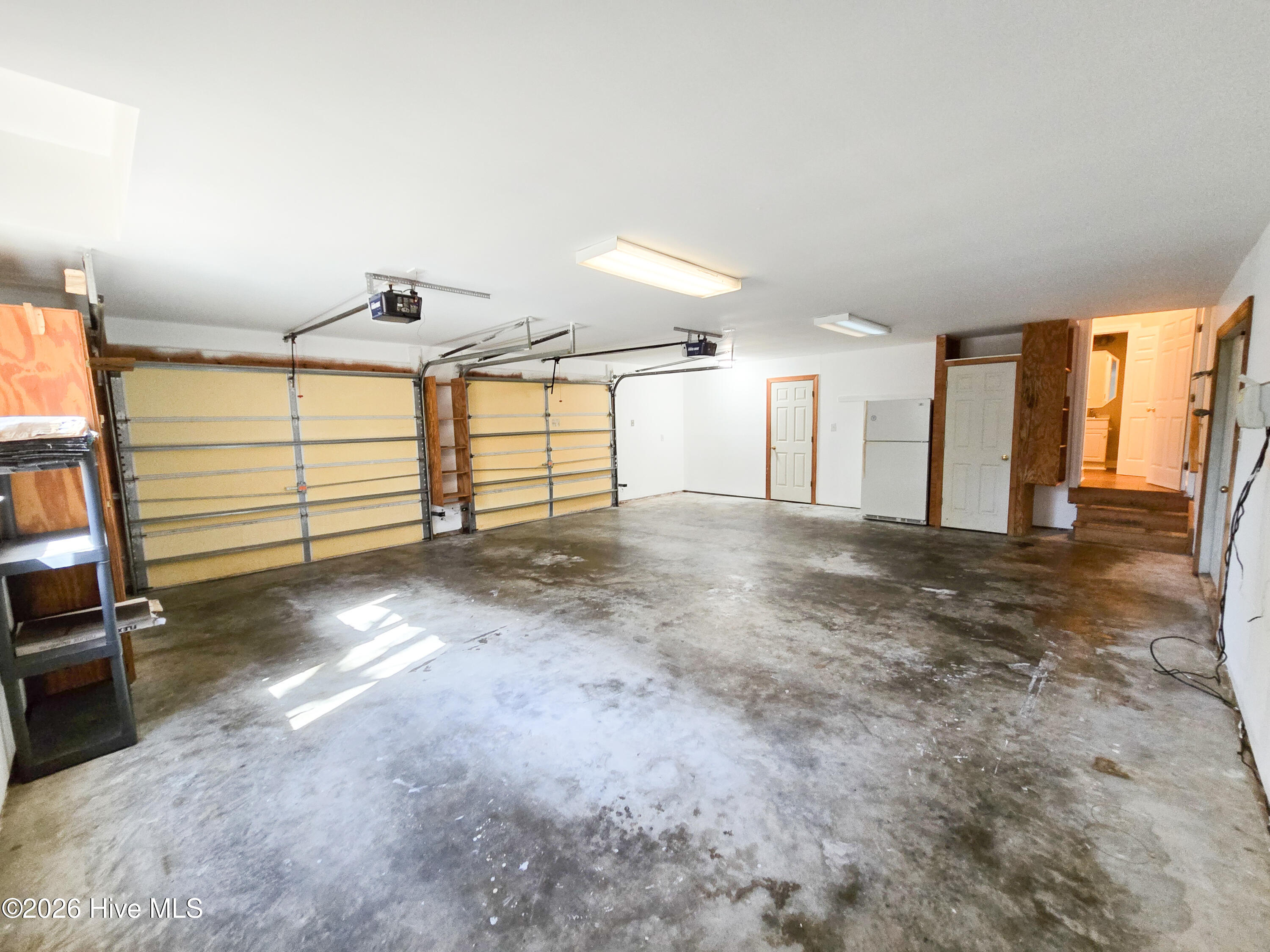 100558924 | Photo 55